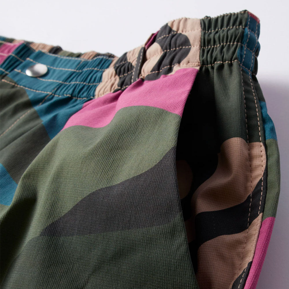 Parra - Distorded Camo Shorts - Pink