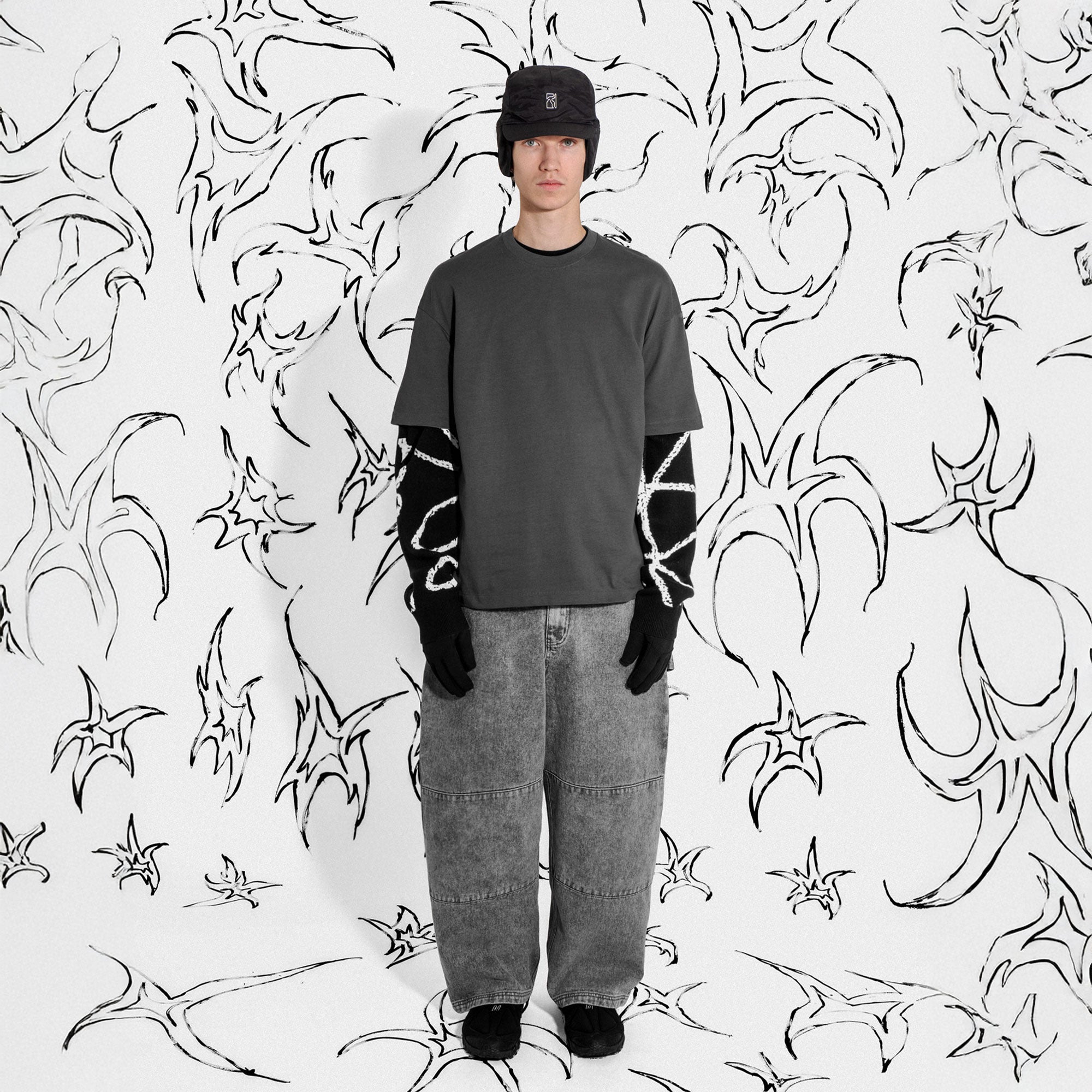 Poetic Collective - Spray T-shirt - Iron Grey