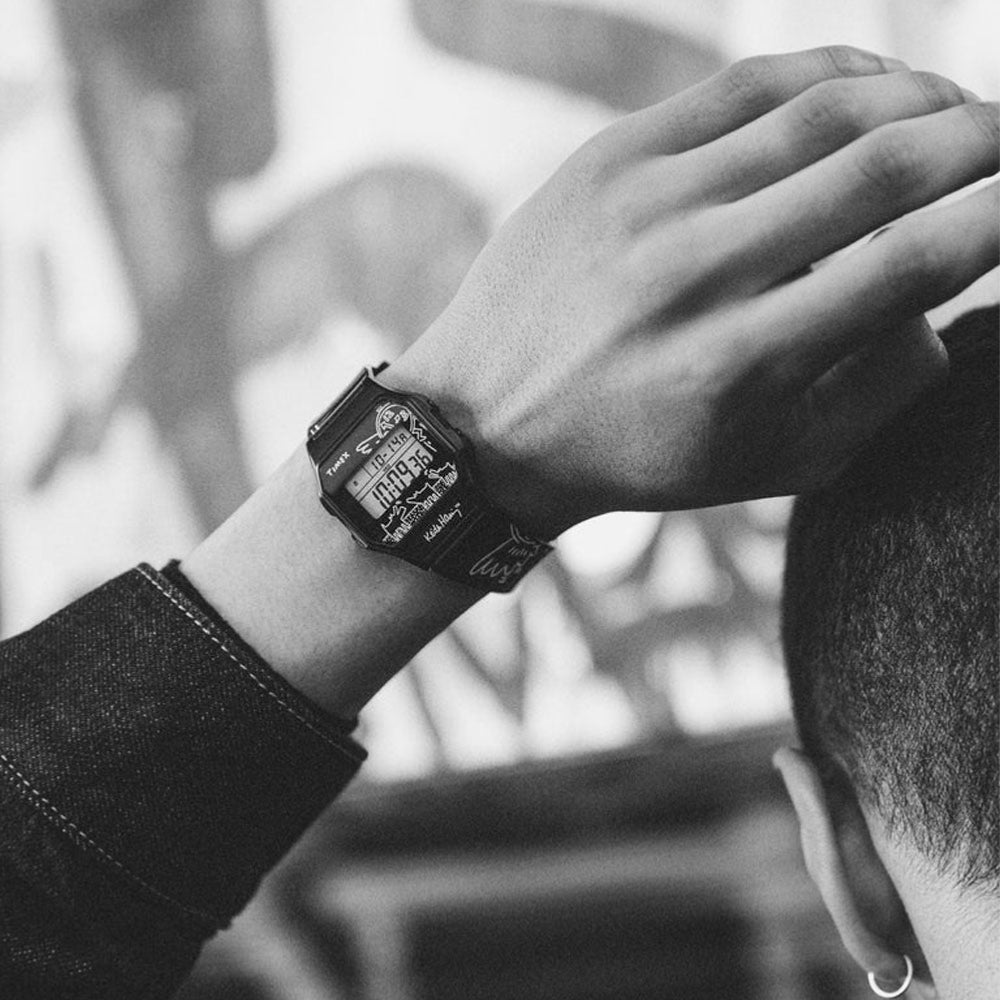 TIMEX x KEITH HARING - T80 - Black - Black