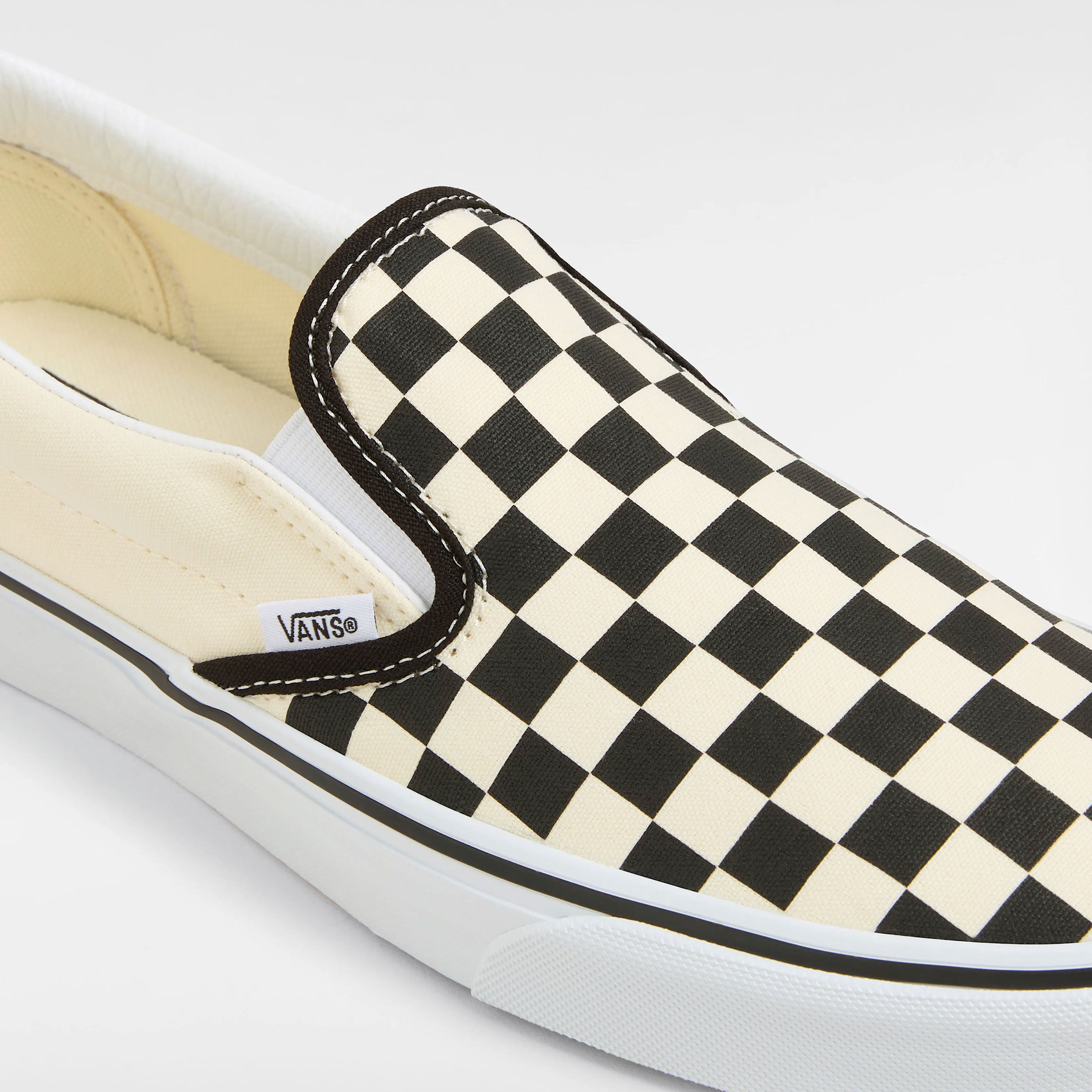 Vans - Classic Slip-On Checkerboard - Black / White