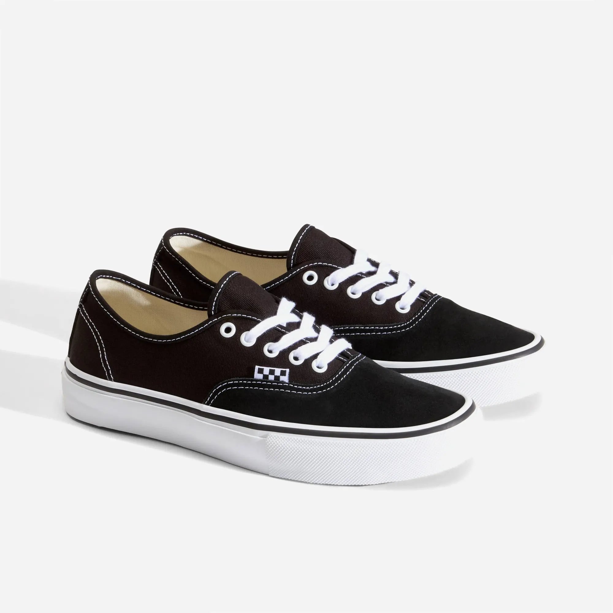 Chaussures Vans Skate Authentic - Black / White