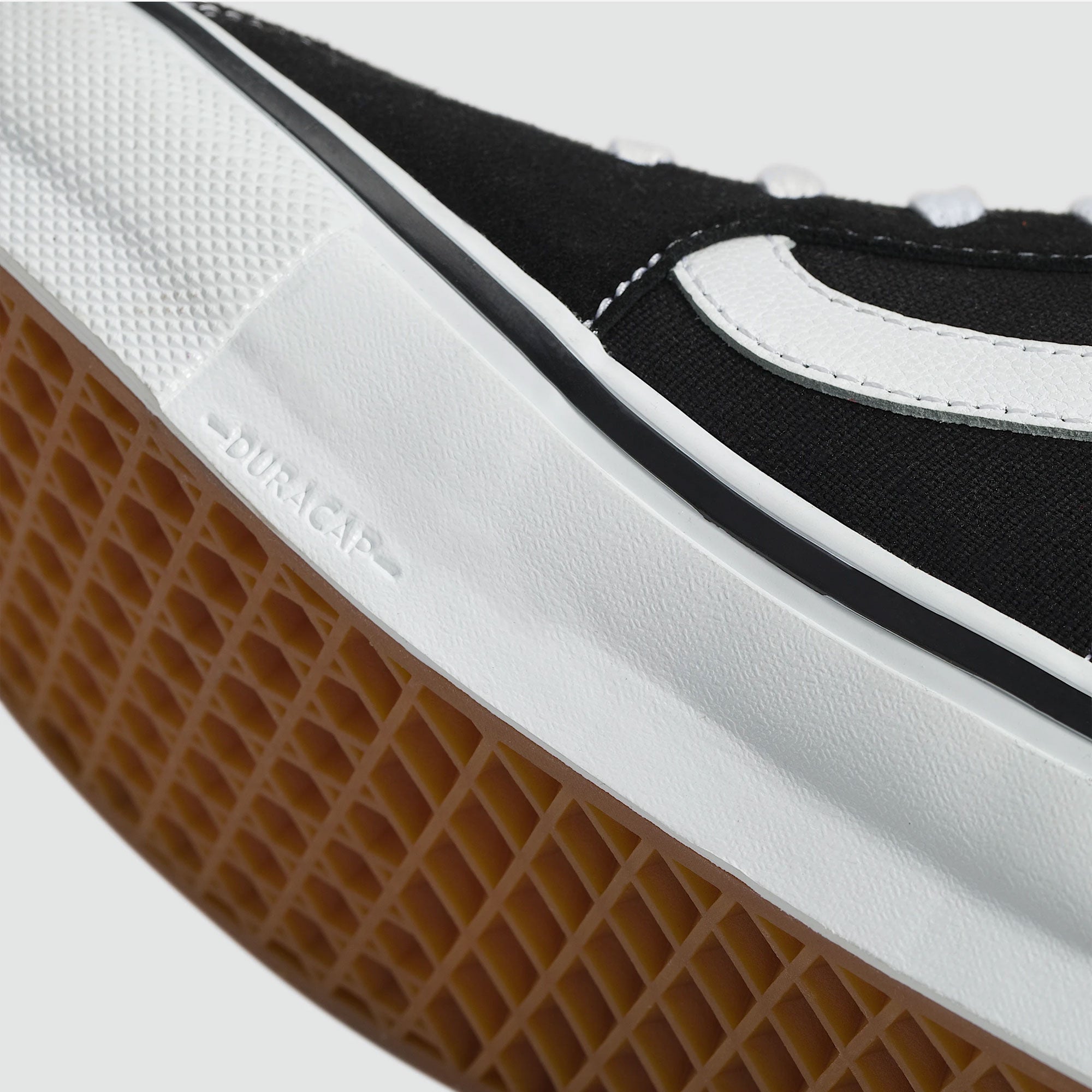 Vans - Skate SK8-Hi - Black / White