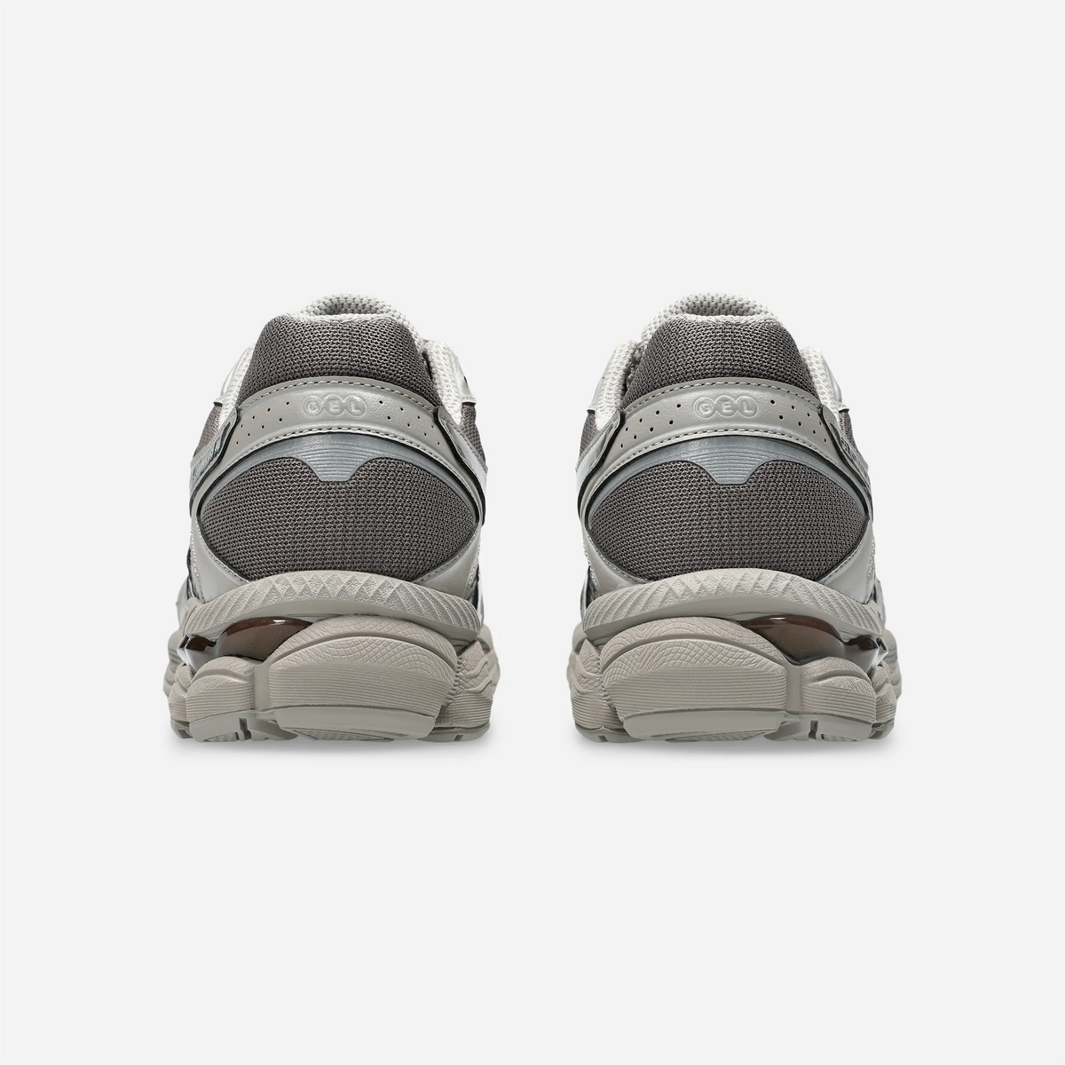ASICS GEL-Cumulus 16 Cocoa Powder Pure Silver