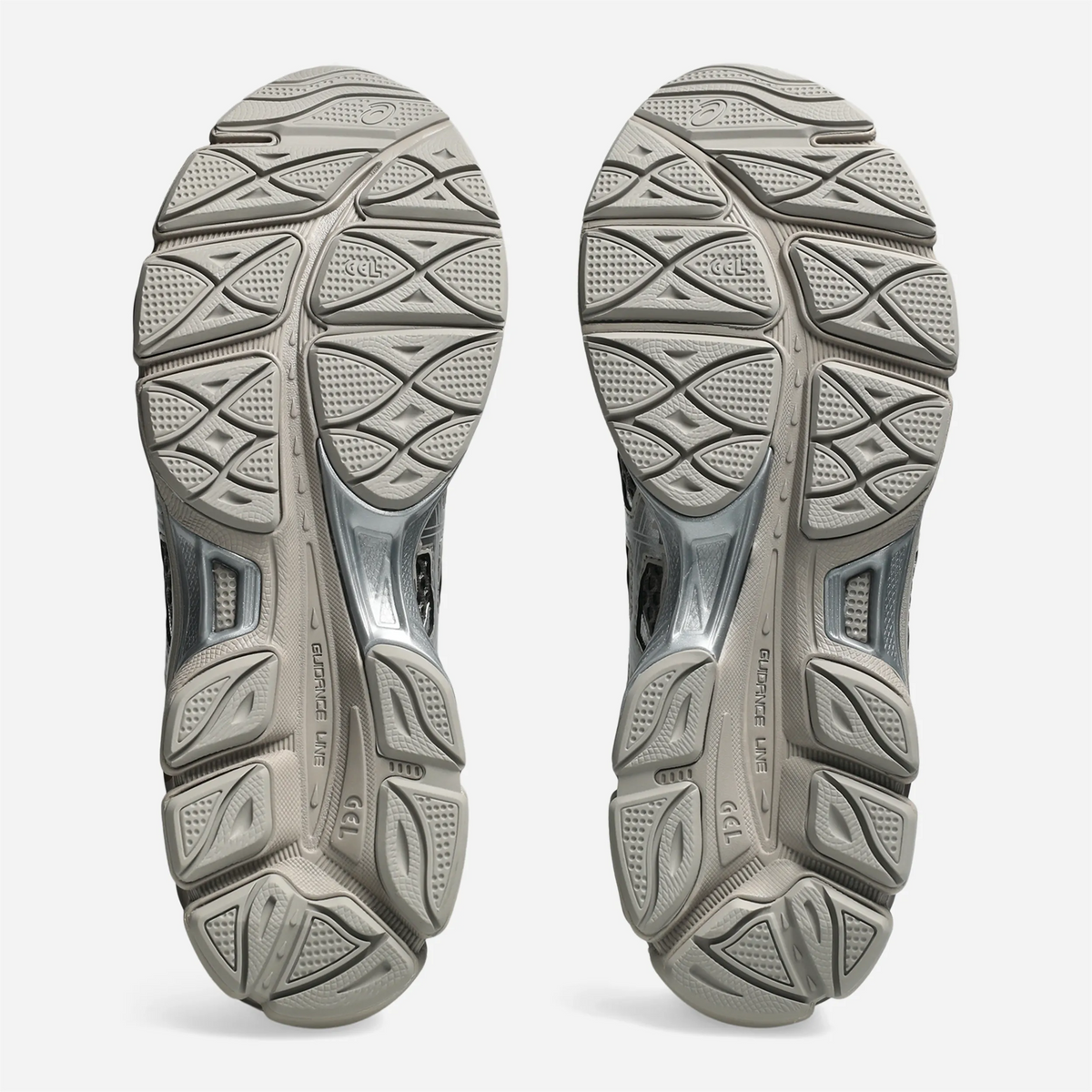 ASICS GEL-Cumulus 16 Cocoa Powder Pure Silver