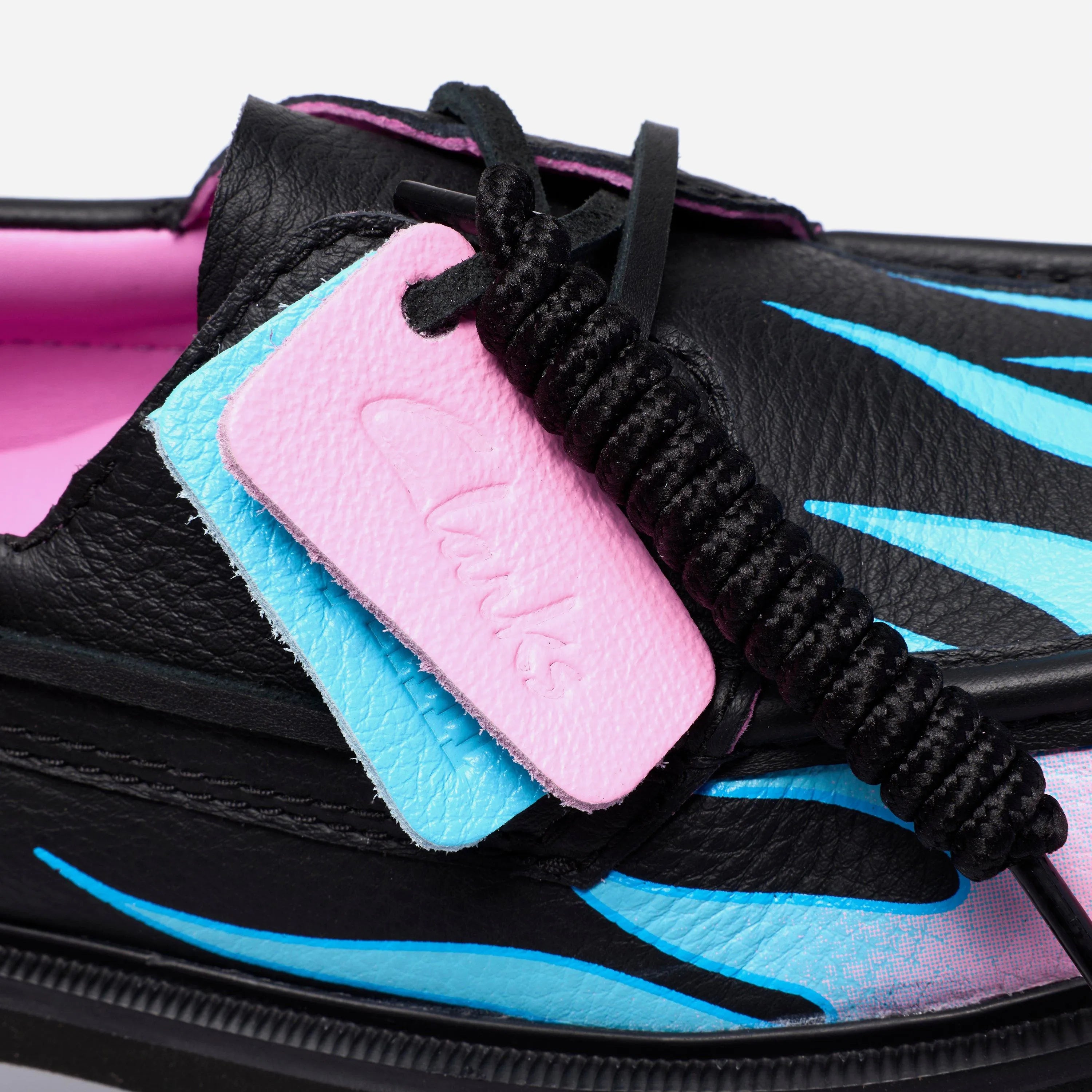 Chaussures Clarks x Bisous Skateboard Cleyhill Fire Black