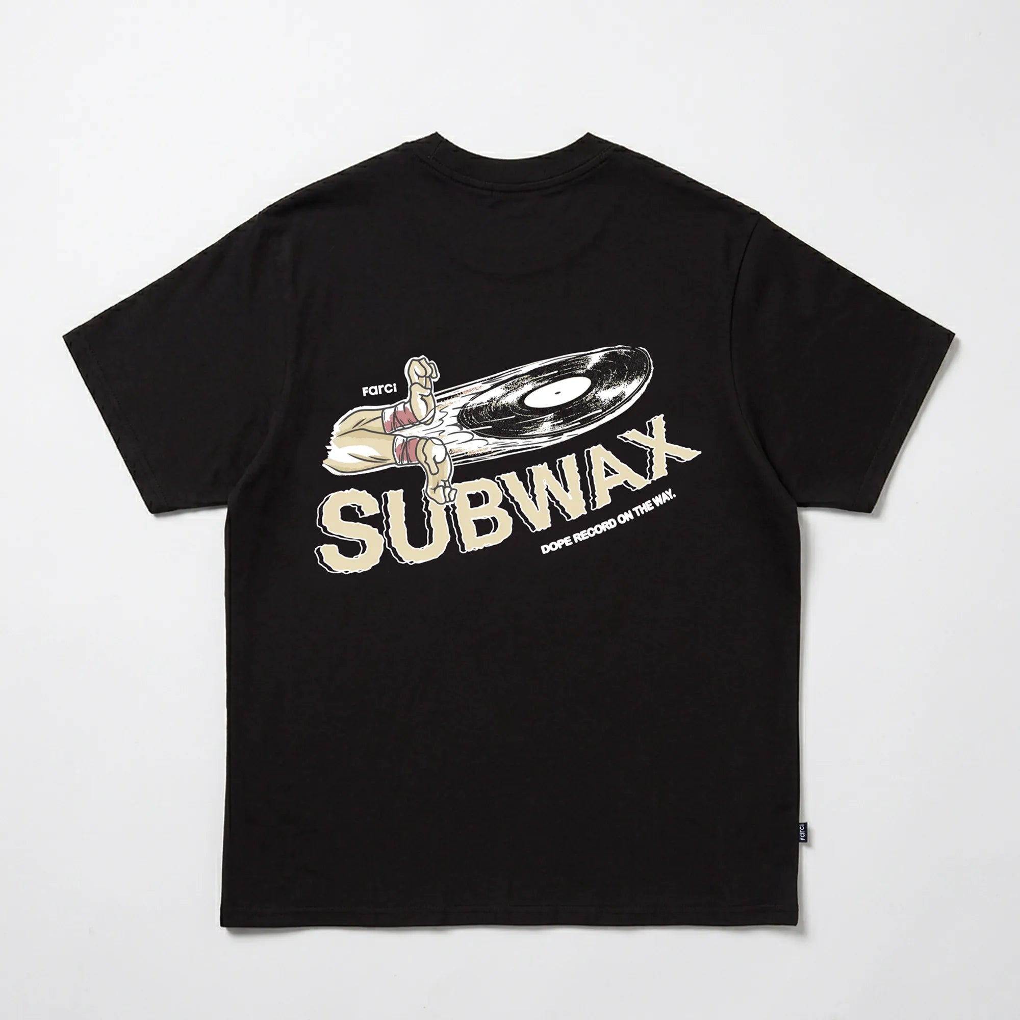 Graphisme arrière du t-shirt Farci Studio Subwax Black avec illustration de disque vinyle.