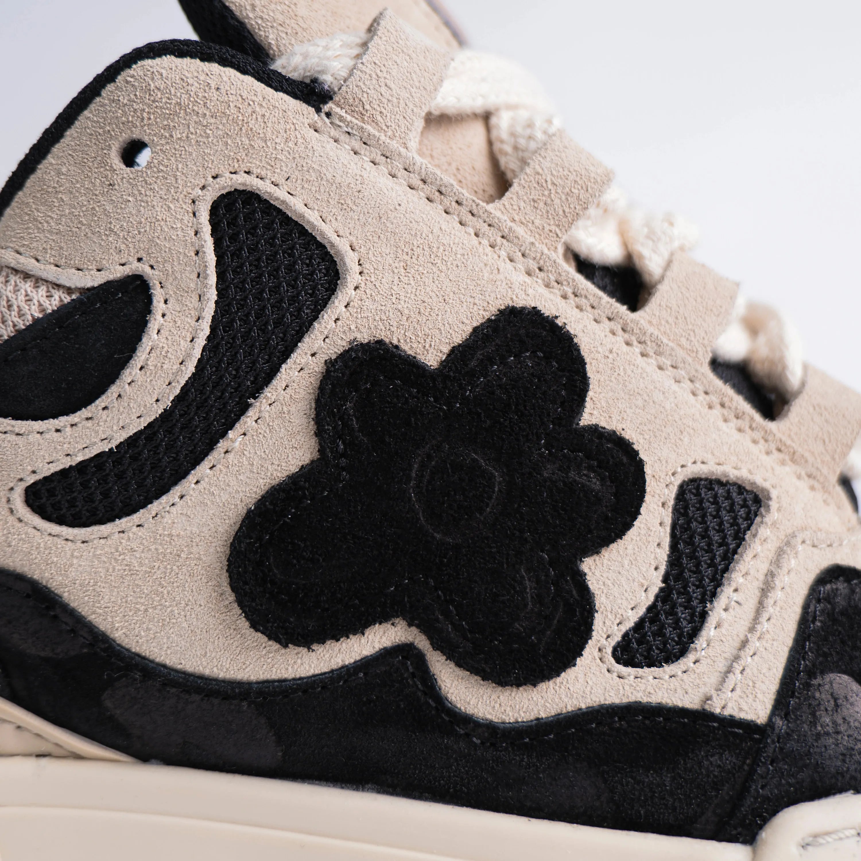Flower Instinct SDT Black Tar sneakers Beige Black