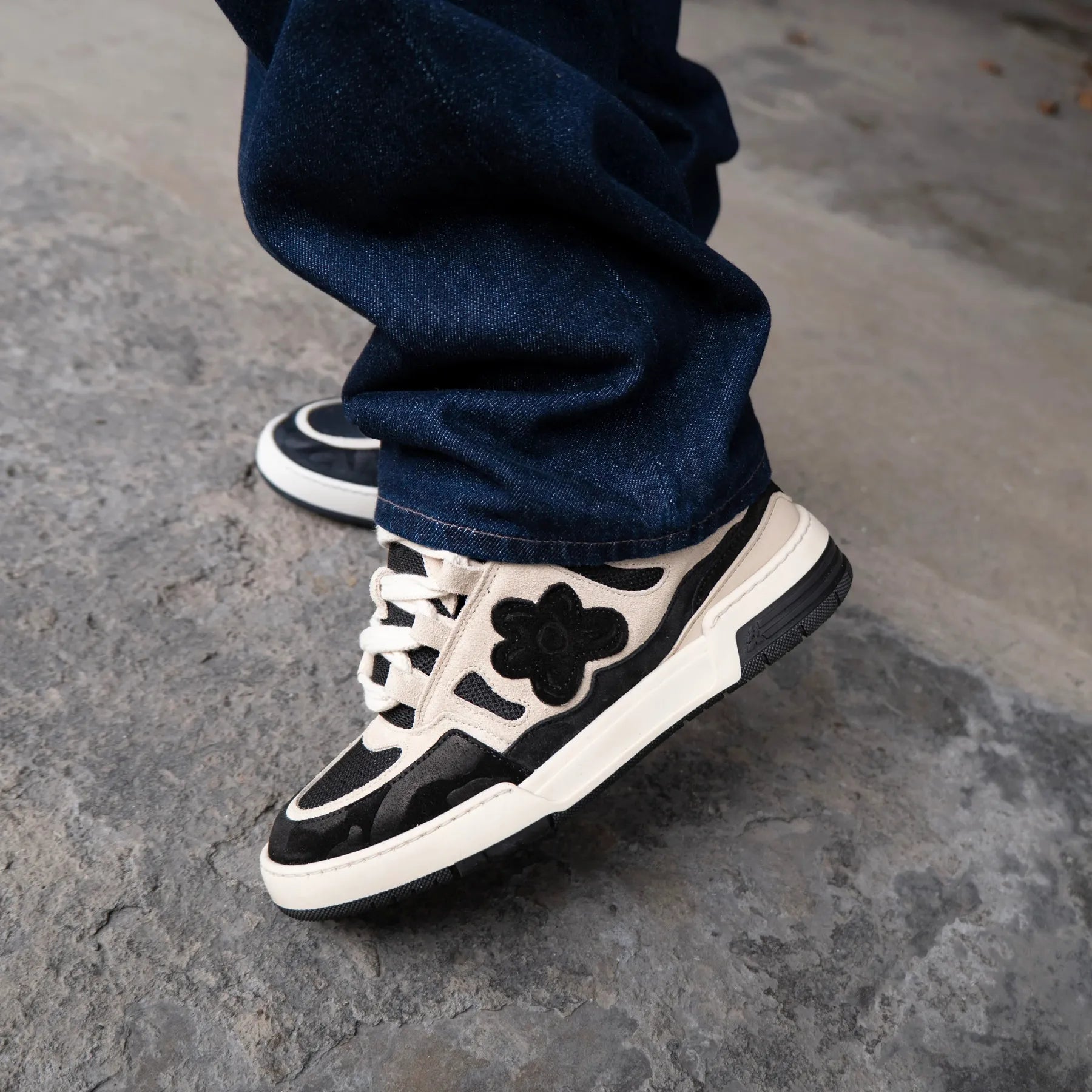 Flower Instinct SDT Black Tar sneakers Beige Black