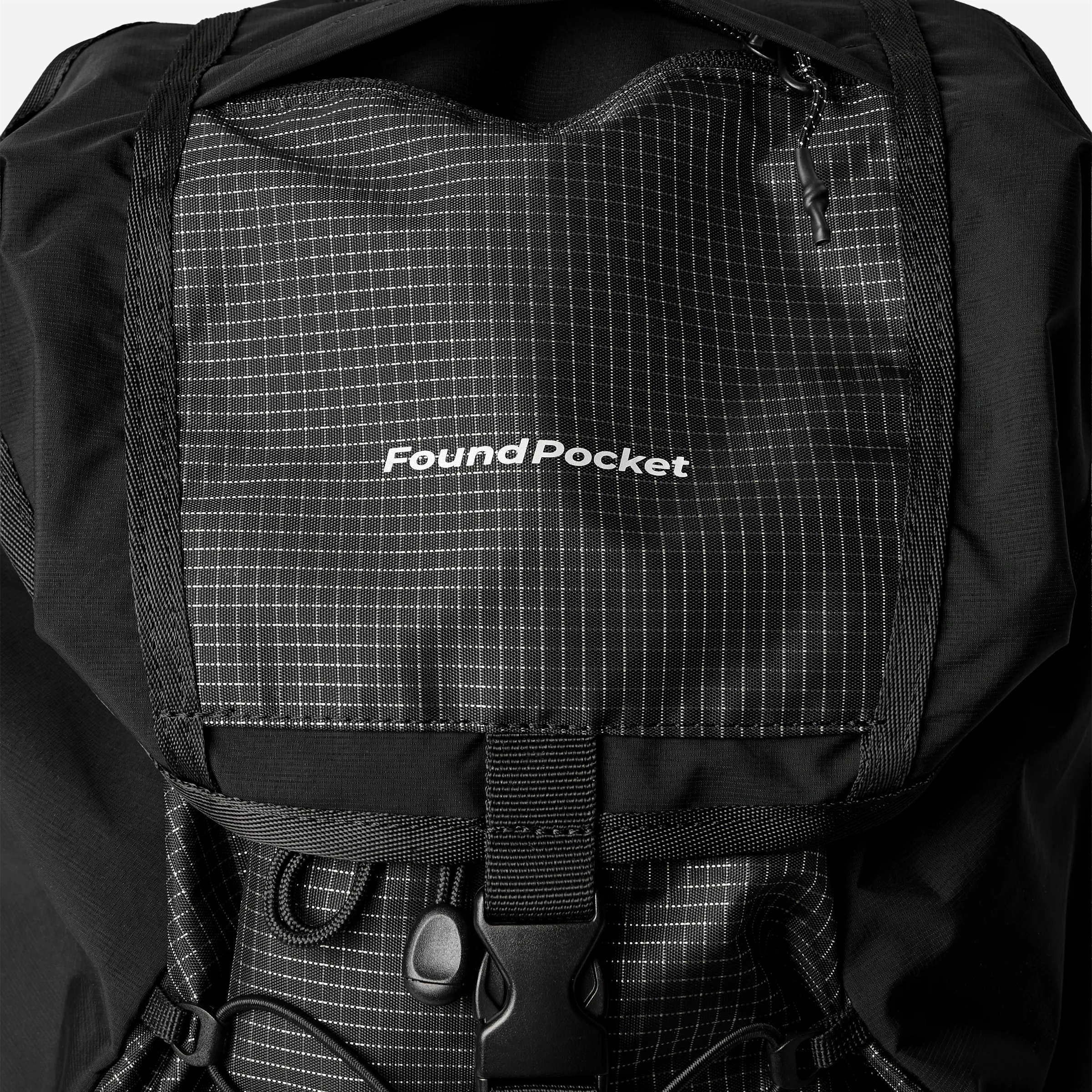Found Pocket Focus Light Rucksack Black