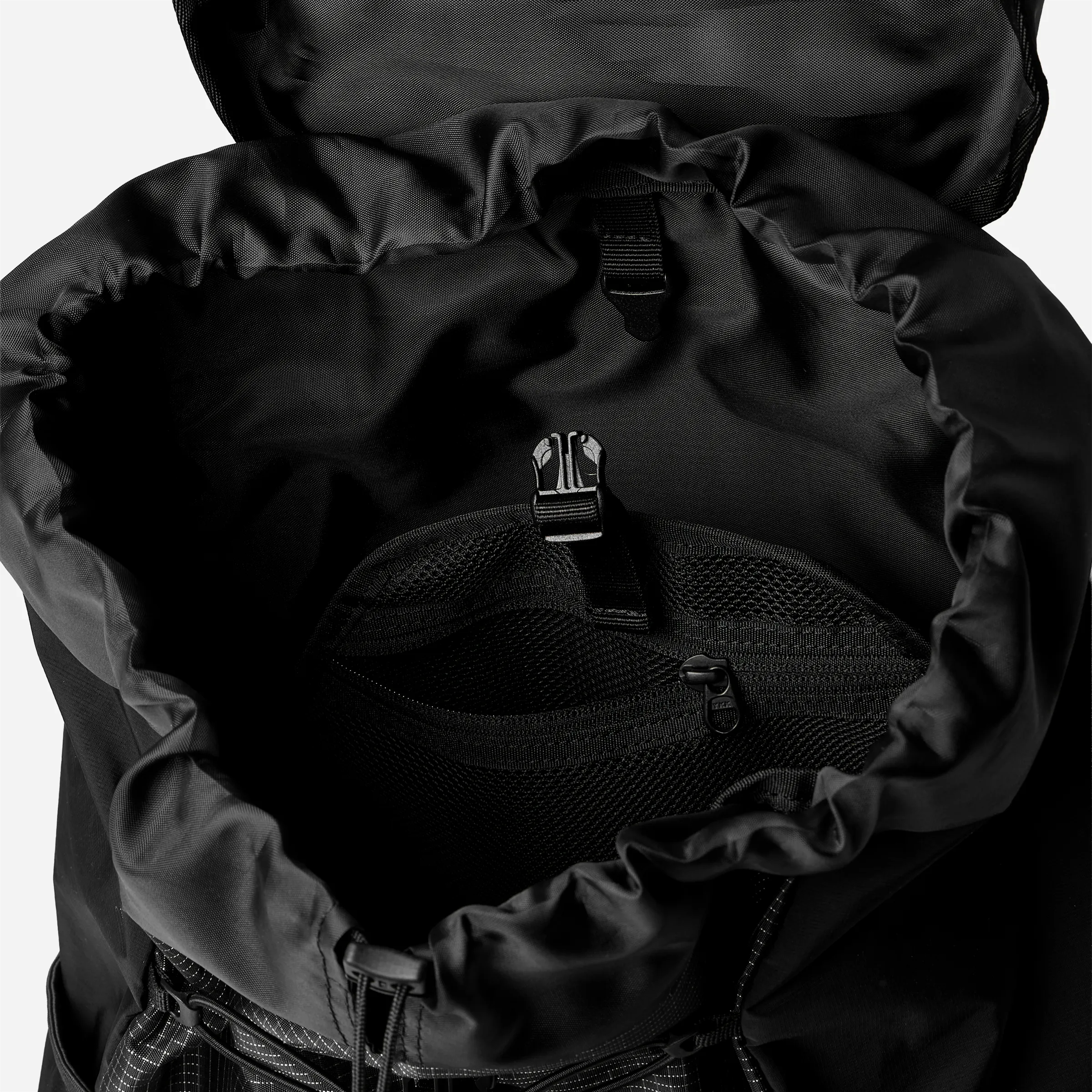 Found Pocket Focus Light Rucksack Black