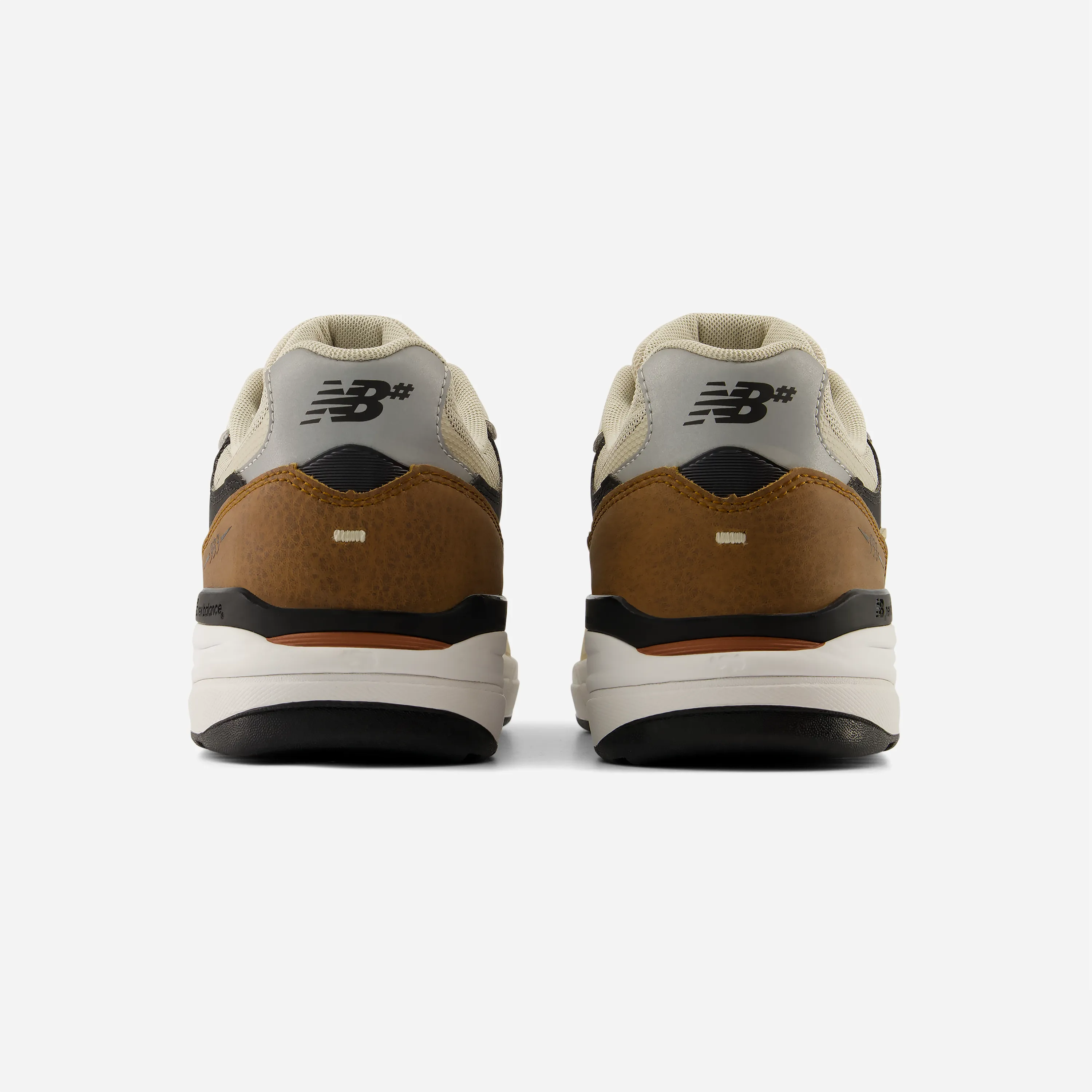 New Balance Numeric 933 Andrew Reynolds Quicksand Sea Salt