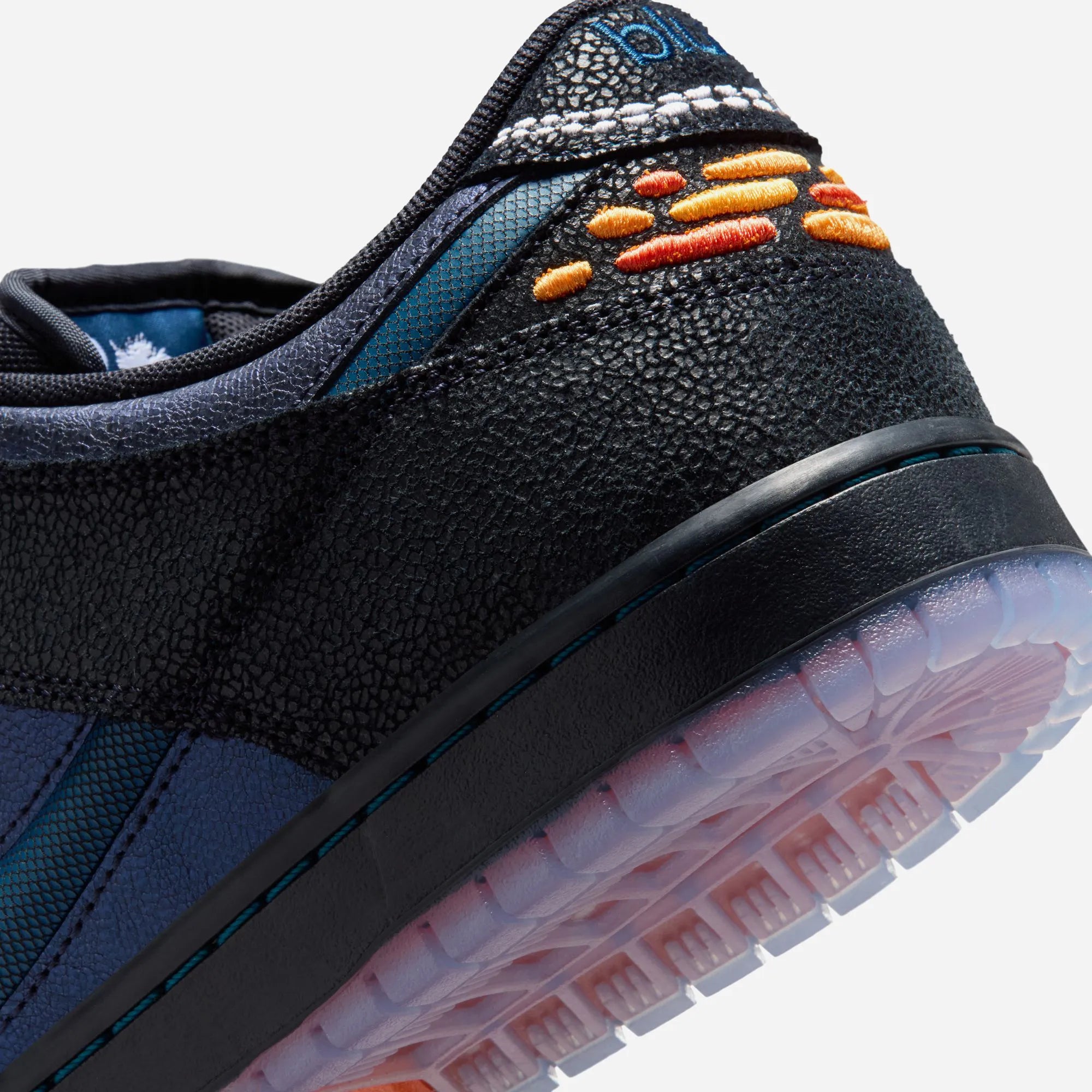 Nike SB Dunk Low x Bluetile