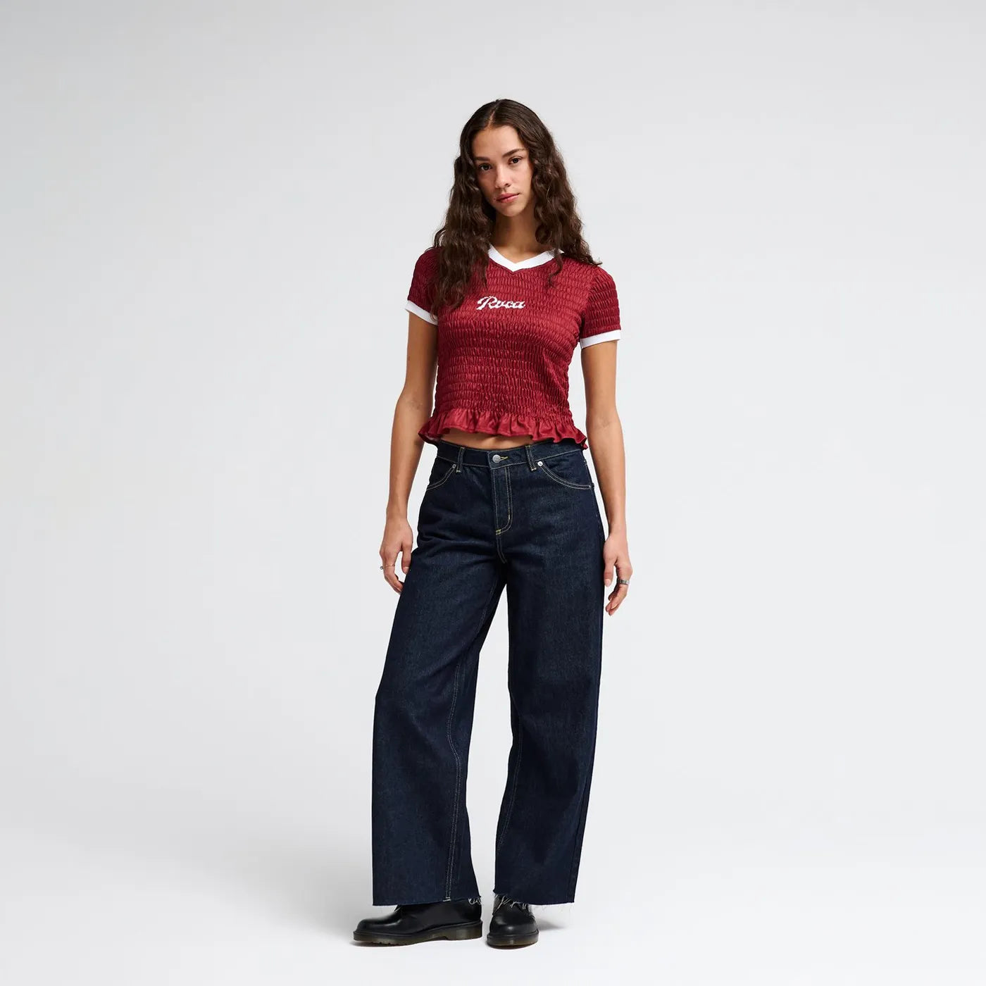 Jean taille haute évasé bleu indigo RVCA Coco Denim femme vue de face