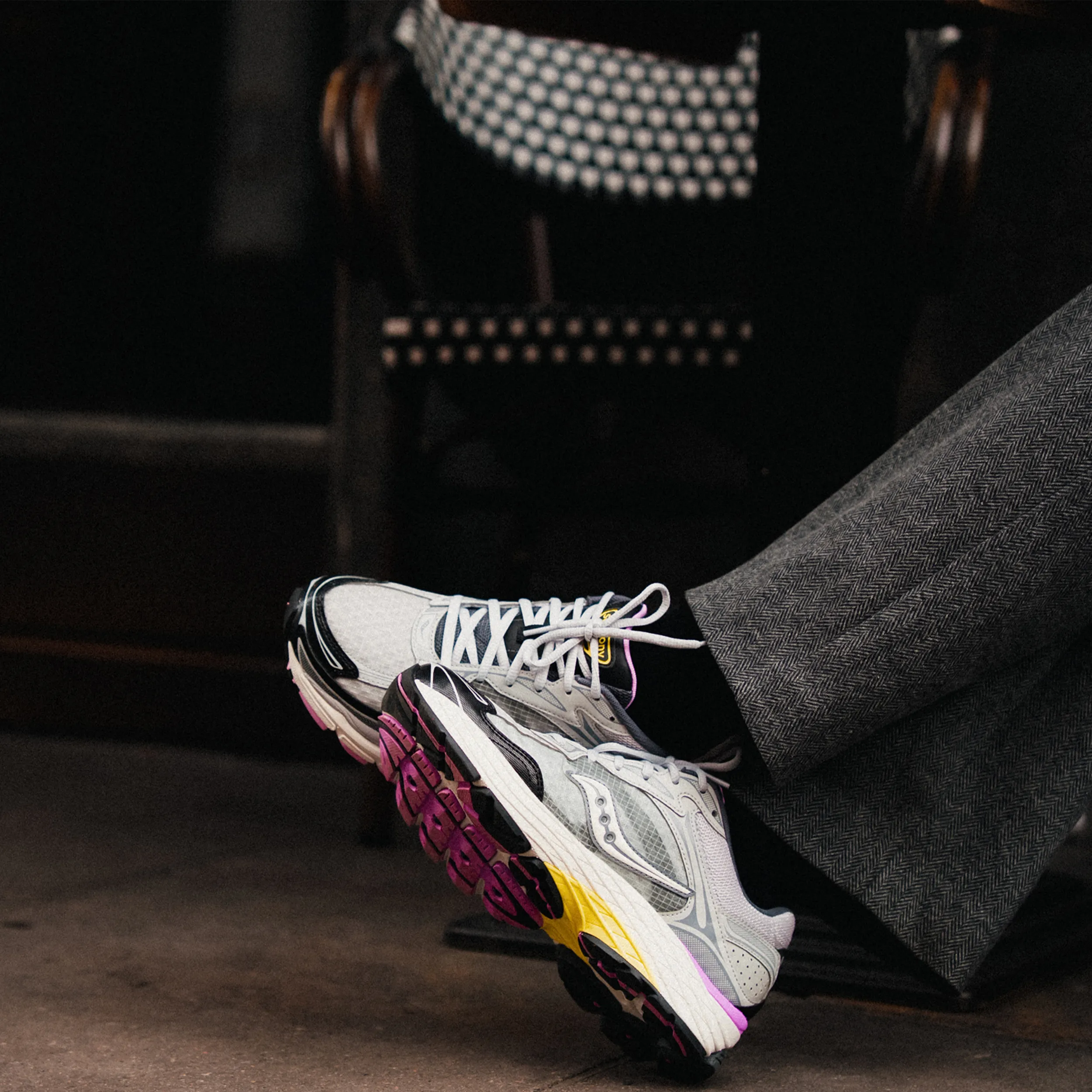 Saucony ProGrid Omni 9 Harbor Black