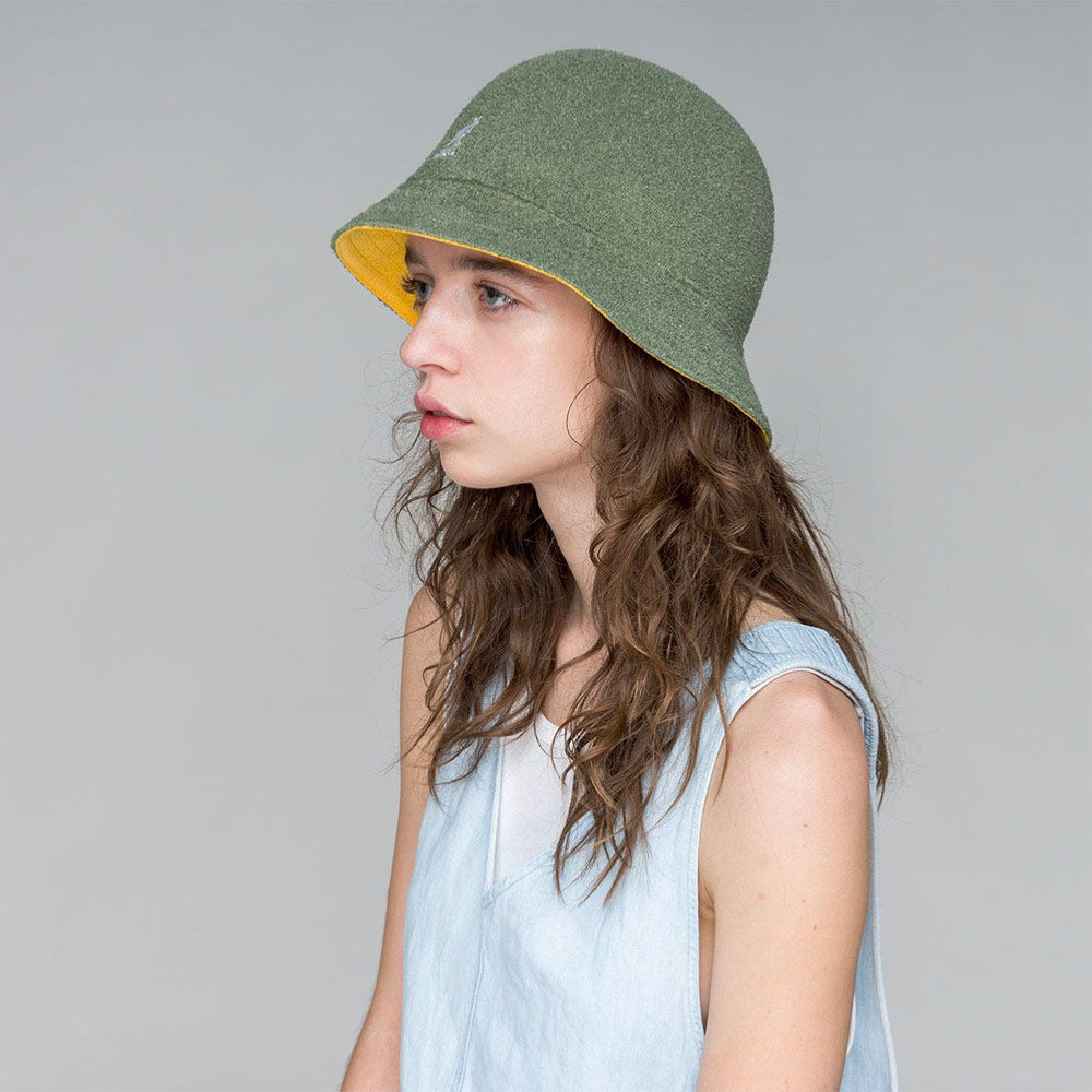 KANGOL - FLIP IT REVERSIBLE CASUAL - Oil green - Warm apricot