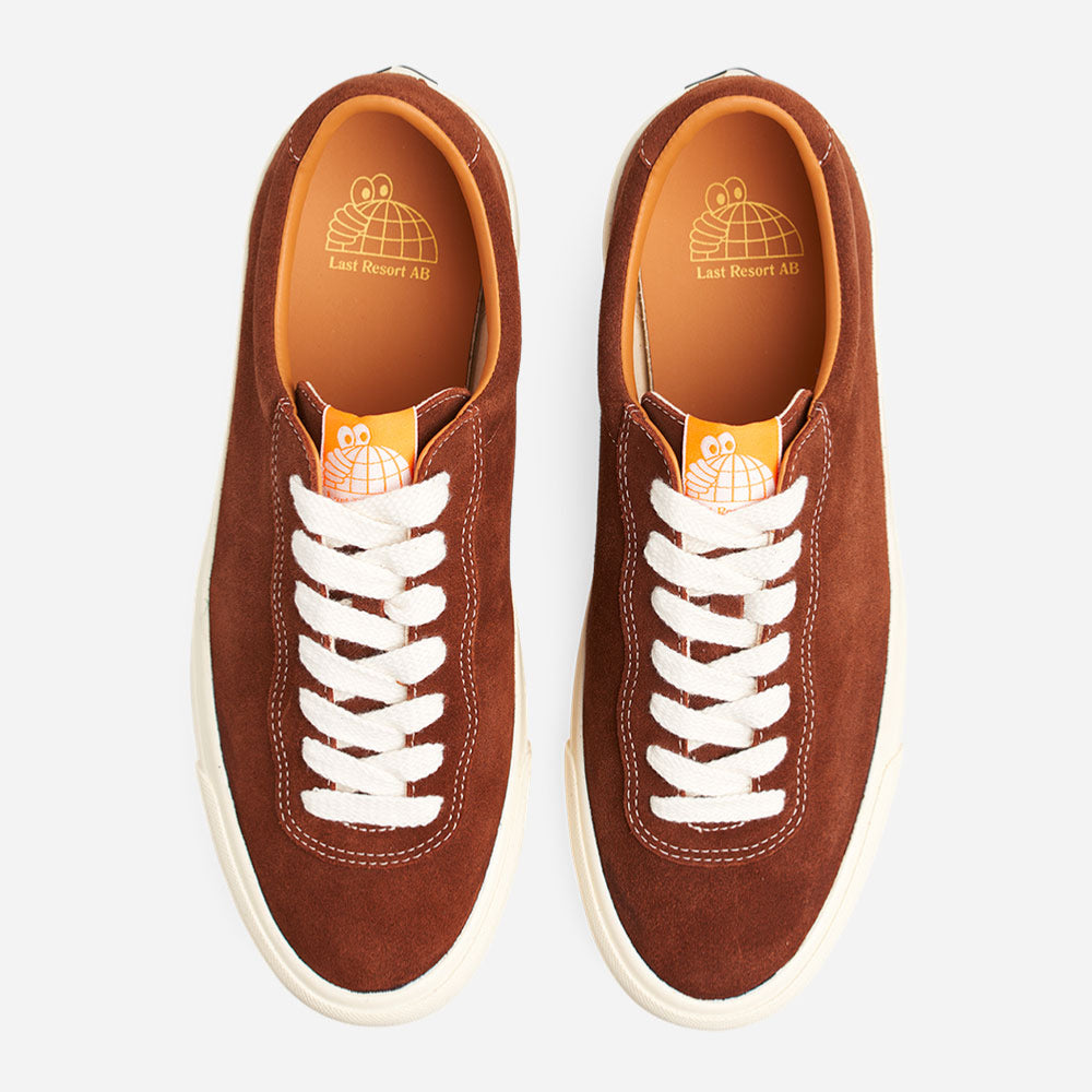 LAST RESORT AB - VM001 SUEDE LO - Choc Brown - White