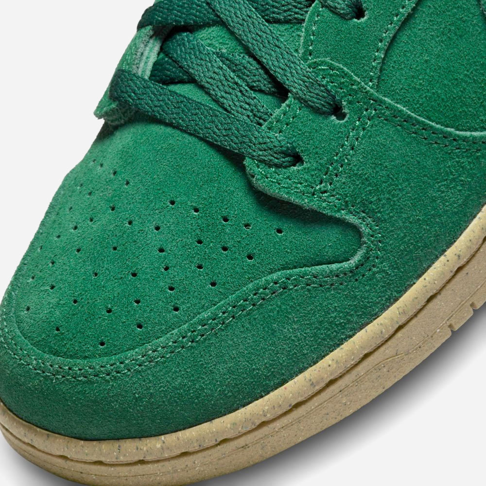 NIKE SB - DUNK HIGH PRO DECON PNW - Gorge Green-Gorge Green - Black