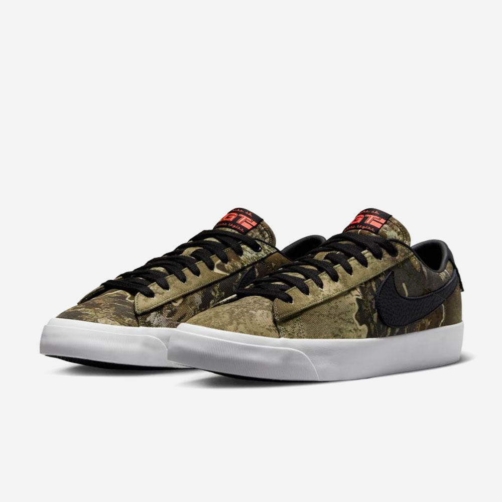 NIKE SB - ZOOM BLAZER LOW PRO GT - BLACK SAFETY ORANGE BLACK PHOTON DUST