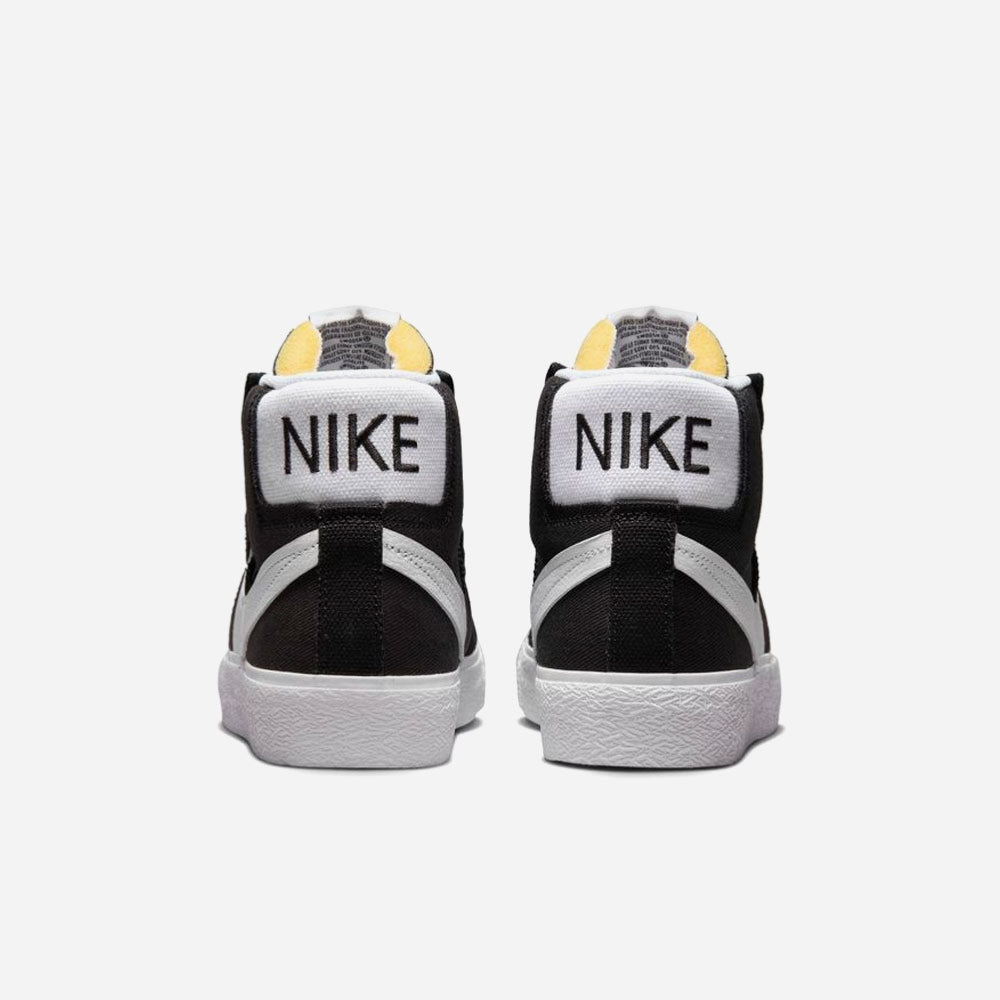 Nike SB - Blazer Mid Premium Plus - Black White