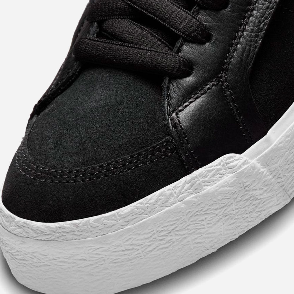 Nike SB - Blazer Mid Premium Plus - Black White