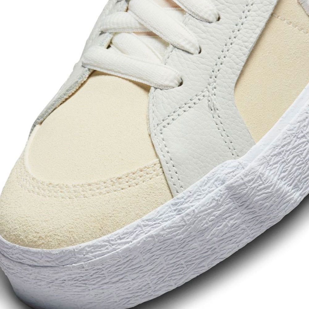NIKE SB - ZOOM BLAZER MID PREMIUM "WARNING LABEL" - SUMMIT WHITE SUMMIT WHITE