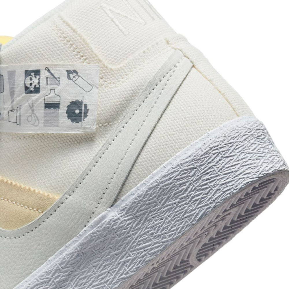 NIKE SB - ZOOM BLAZER MID PREMIUM "WARNING LABEL" - SUMMIT WHITE SUMMIT WHITE