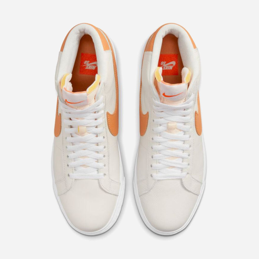 NIKE SB - ZOOM BLAZER MID - WHITE LT COGNAC WHITE WHITE