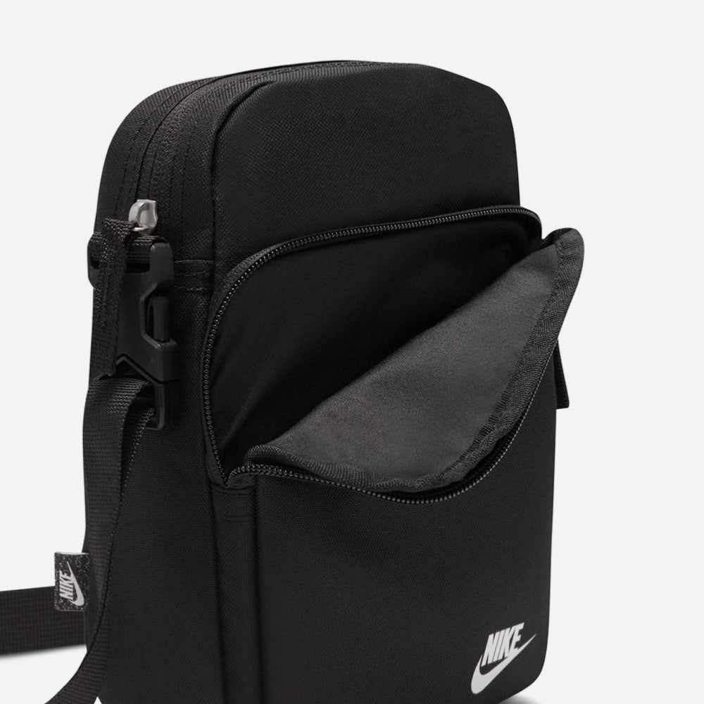NIKE SB - HERITAGE CROSSBODY BAG - Black
