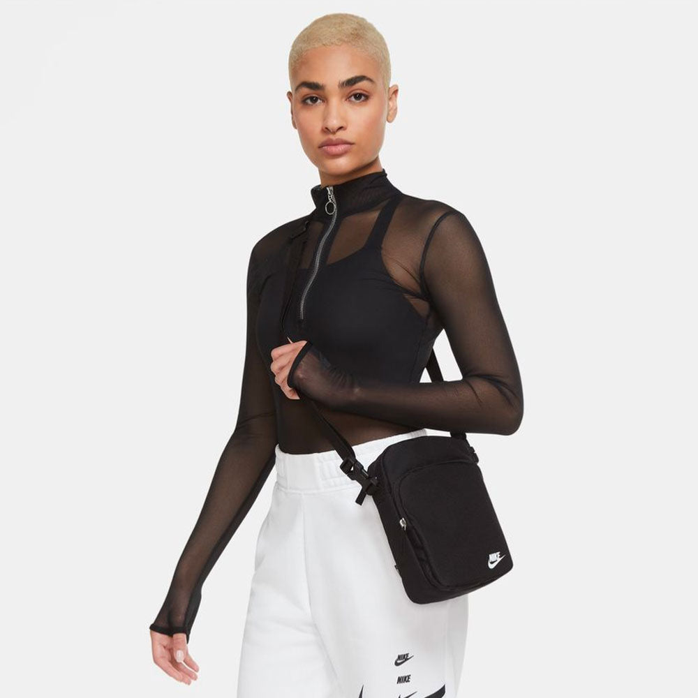 NIKE SB - HERITAGE CROSSBODY BAG - Black