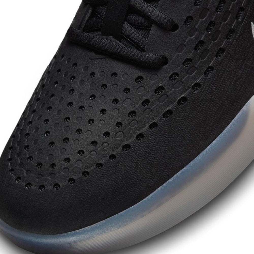 NIKE SB NYJAH 3 -BLACK-WHITE BLACK SUMMIT WHITE