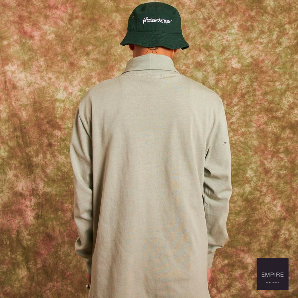 PLEASURES CUT HERE TURTLENECK SAND