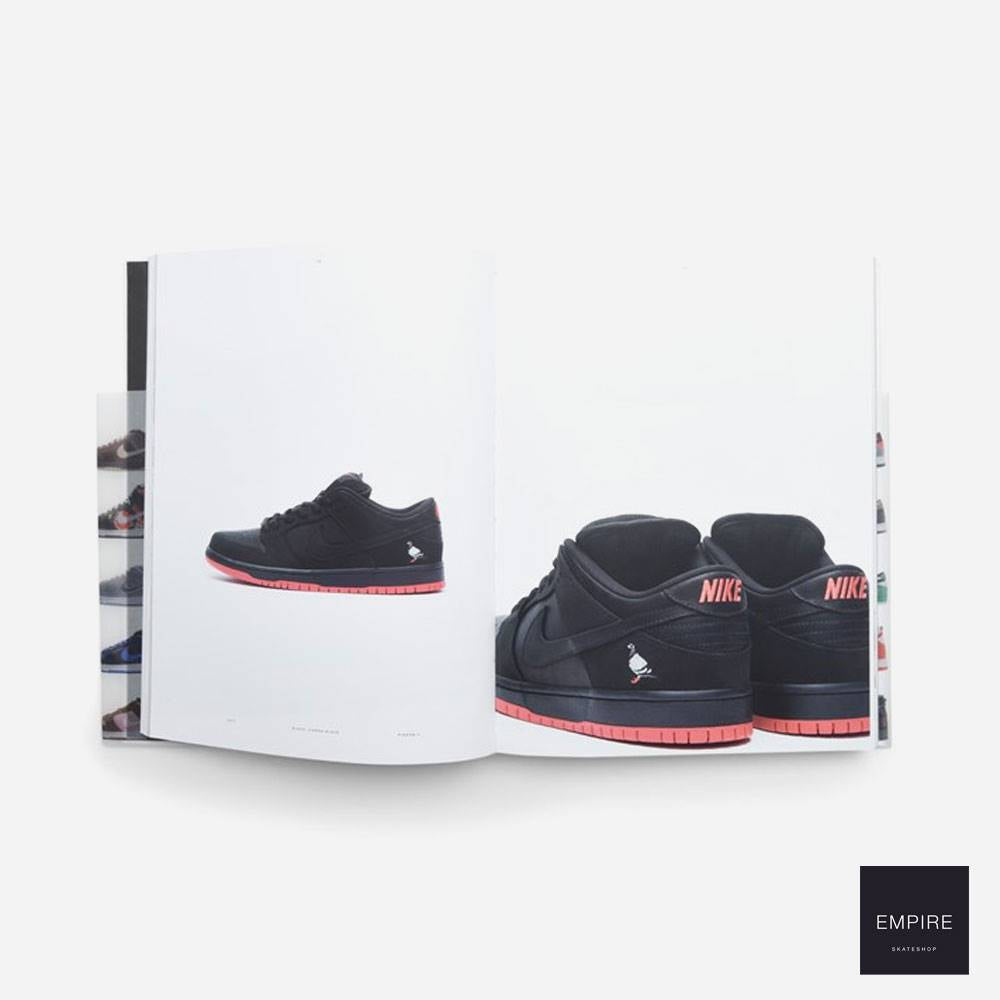 NIKE SB THE DUNK BOOK