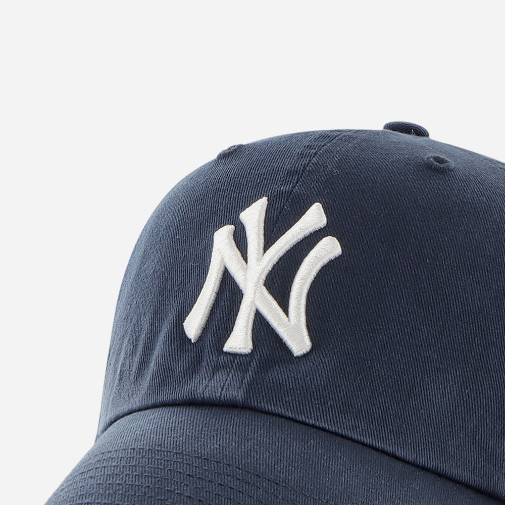 47 - MLB New York Yankees Base Runner Clean Up Cap - Navy