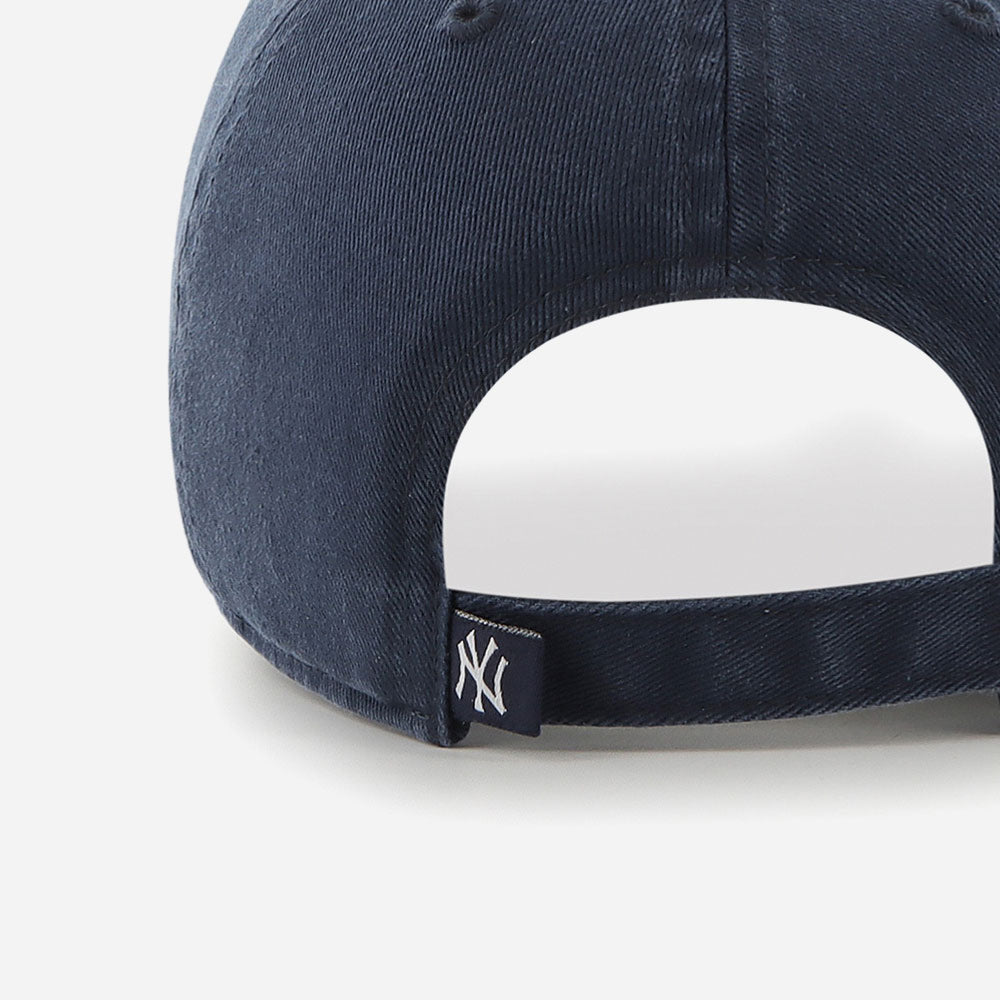 47 - MLB New York Yankees Base Runner Clean Up Cap - Navy
