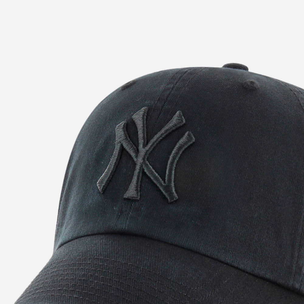 47 - MLB New York Yankees Clean Up - Black
