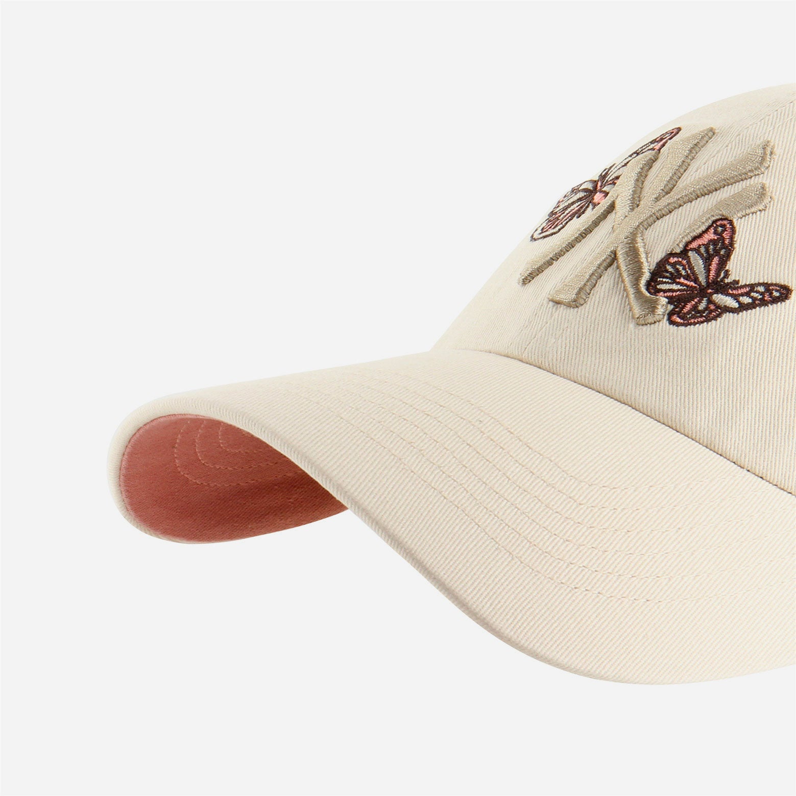 47 - MLB New York Yankees Icon Alt Clean Up Cap - Natural