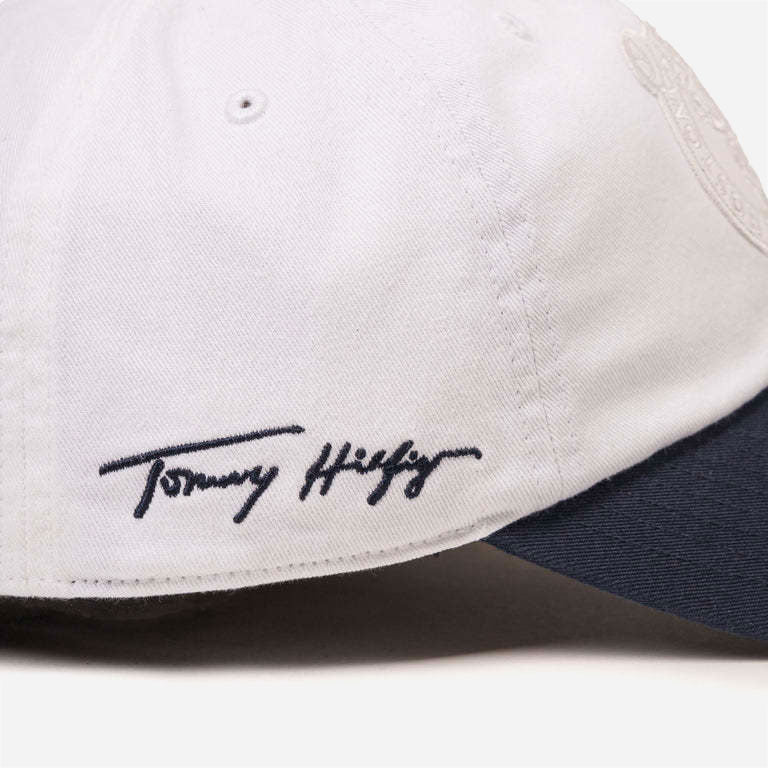 47 x Tommy Hilfiger - NBA Boston Celtics Courtside Clean Up Cap - White