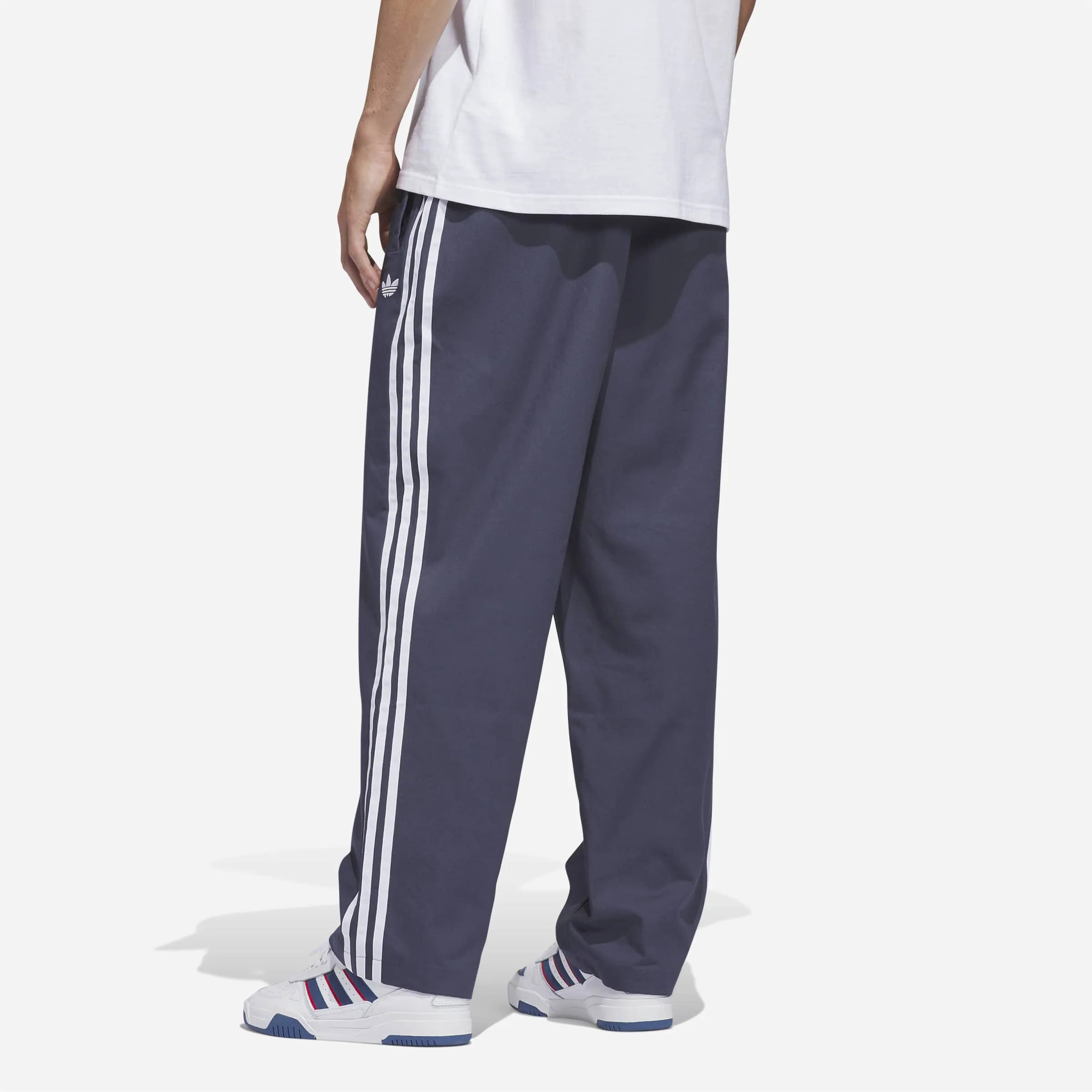 Adidas - Superfire Track Pant - Shadow Navy / White