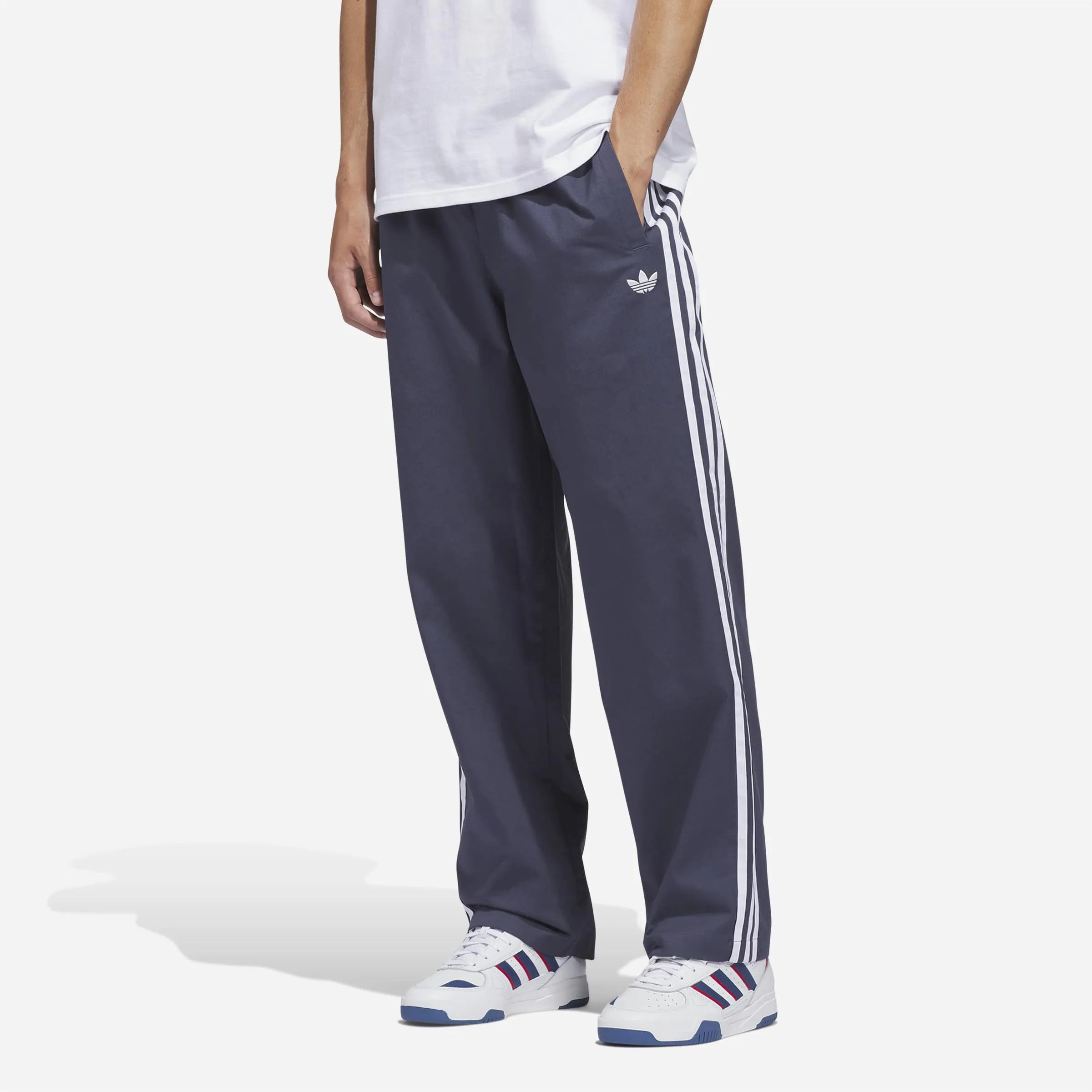 Adidas - Superfire Track Pant - Shadow Navy / White