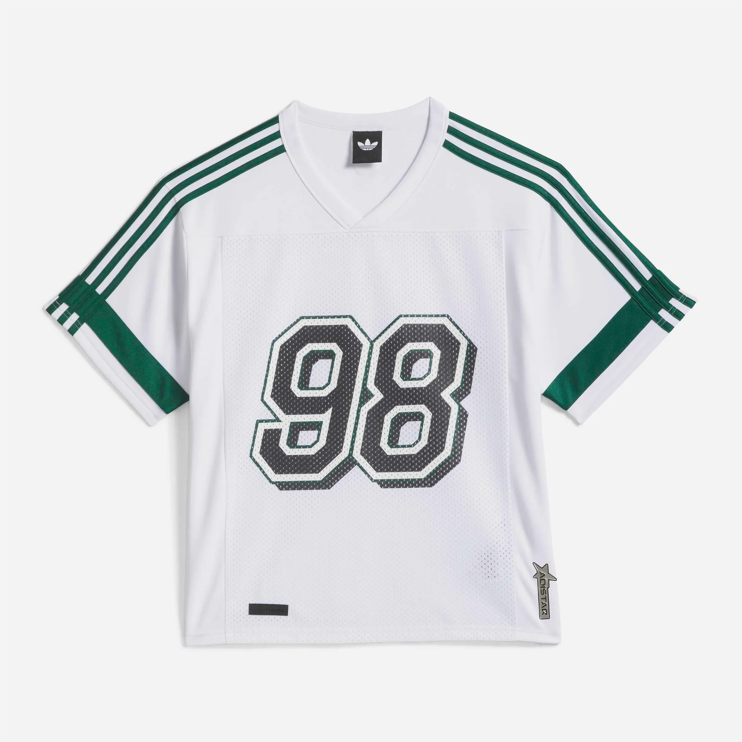 Maillot type football américain Adidas Skateboarding blanc numéro 98 vert.