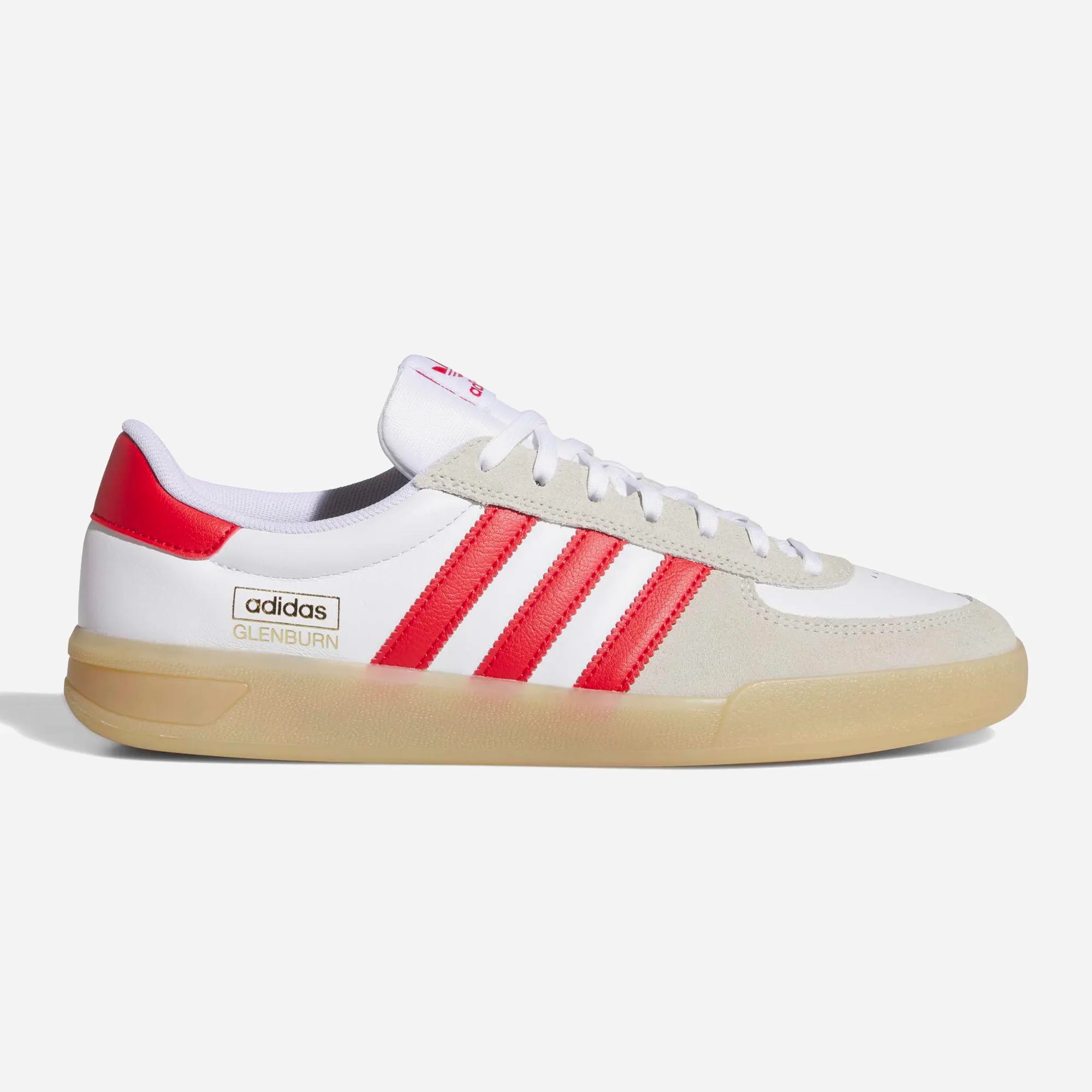 Chaussure Adidas Skateboarding Glenburn vue de profil avec semelle en gomme.