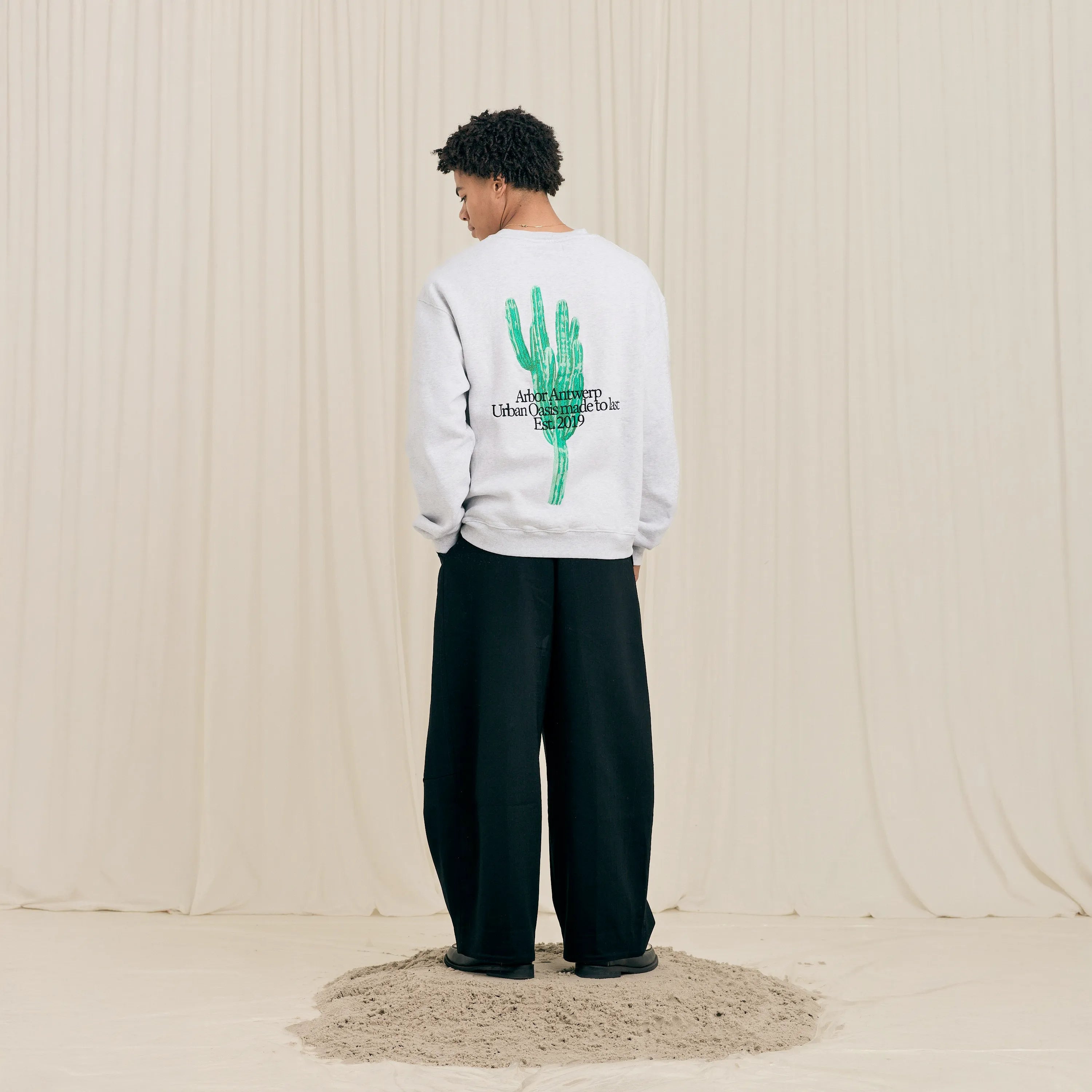 Arbor Antwerp Big Catus Crewneck Grey- Heavyweight (450 GSM)