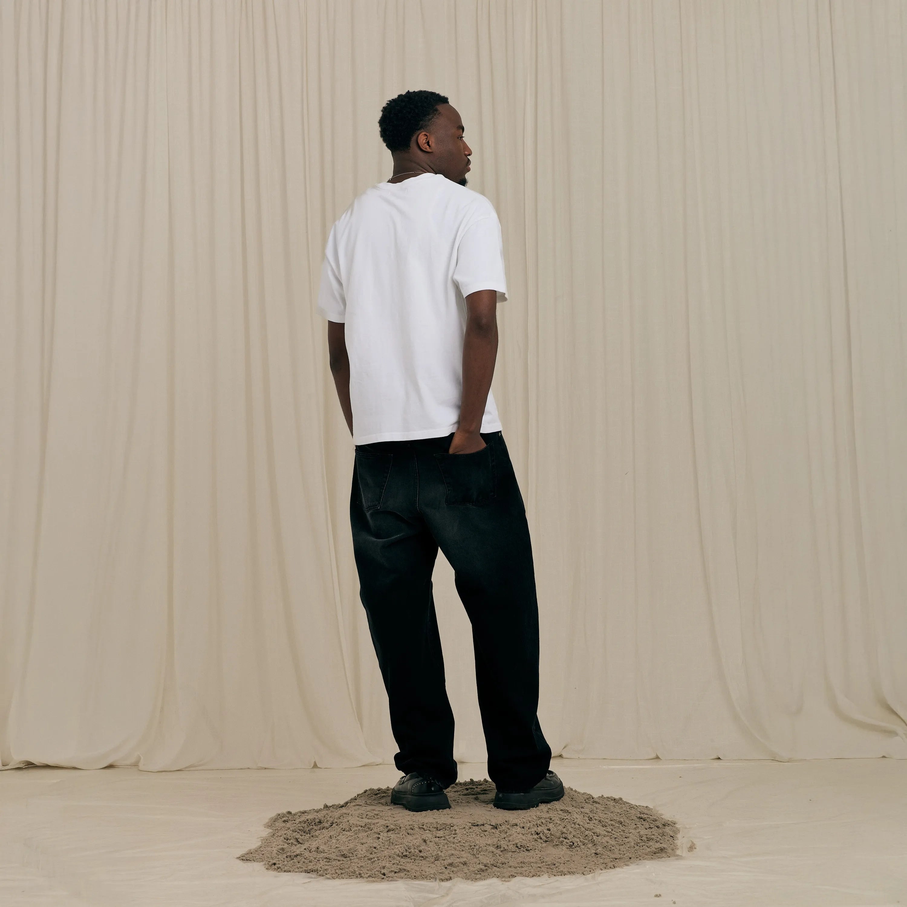 Arbor Antwerp Flower Garden T-shirt White - Heavyweight (300 GSM)