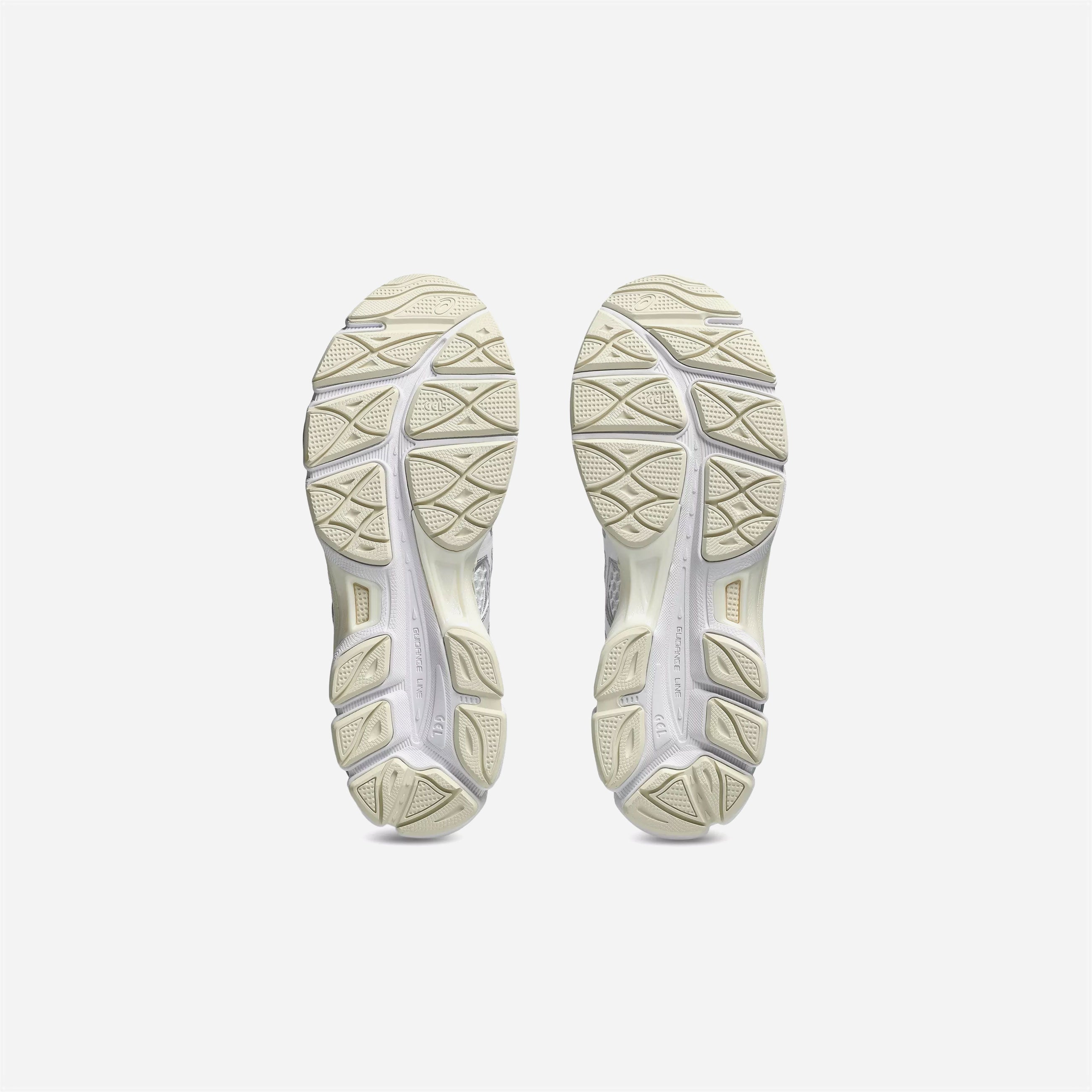 Asics - Gel Cumulus 16 - White / White