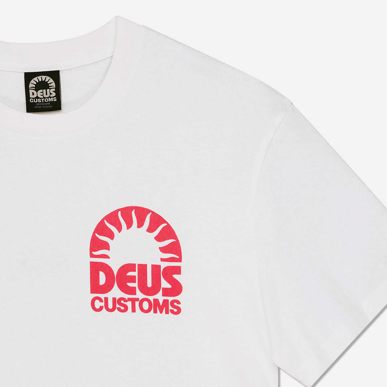 Deus Ex Machina - Melodies Tee - Vintage White / Red