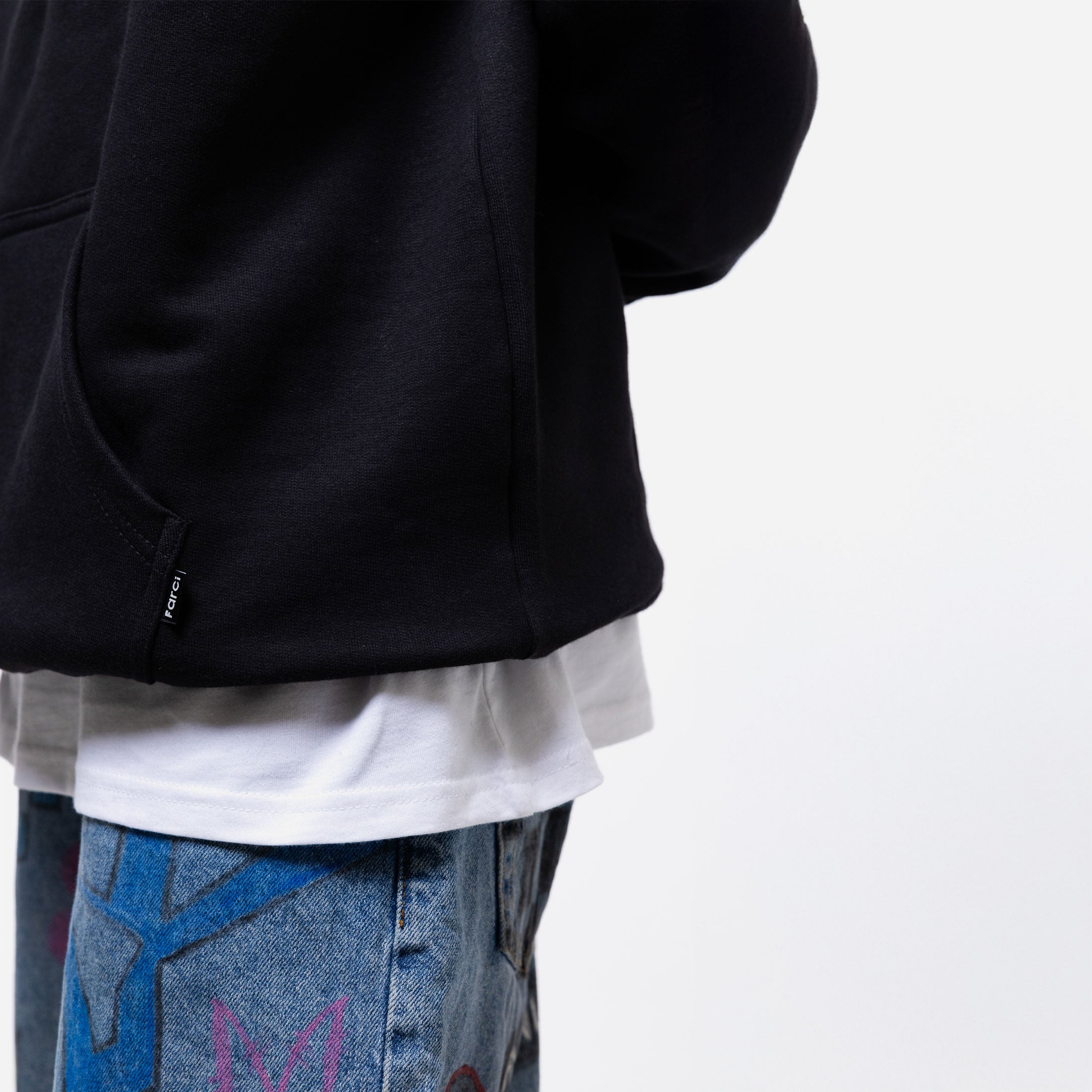 Farci - Deli Hoodie - Black