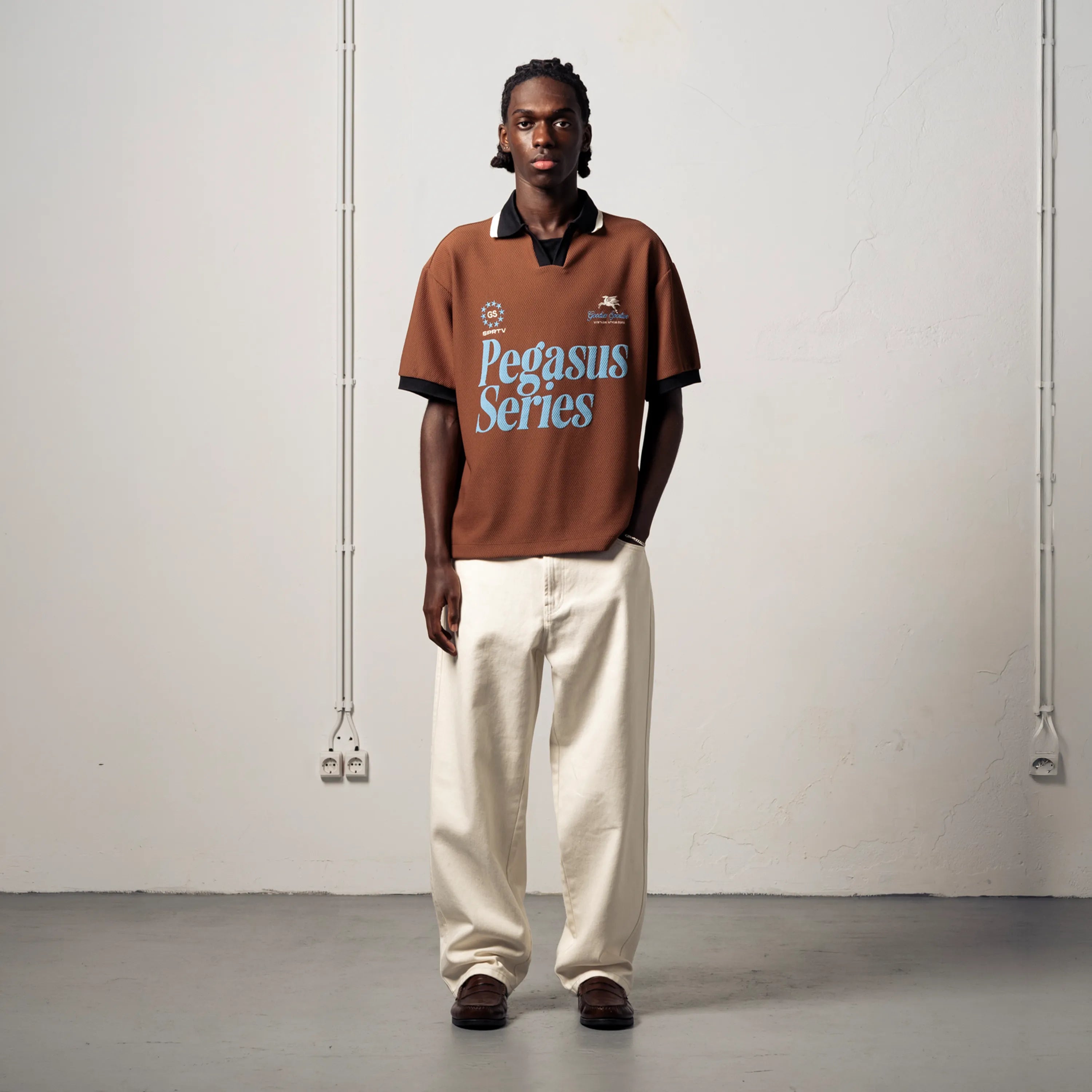 Goodies Sportive - SPRTV Football Tee Brown