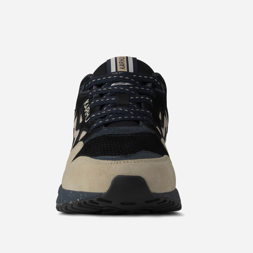 KARHU - LEGACY 96 - Irish Cream - Jet Black