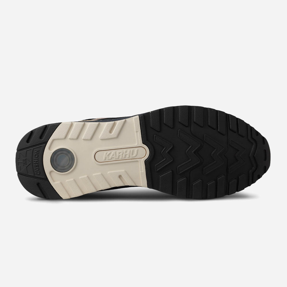 KARHU - LEGACY 96 - Irish Cream - Jet Black