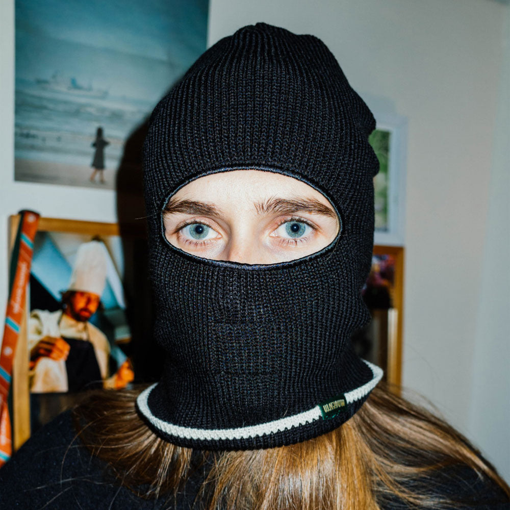 Magenta - Beanieclava - Black